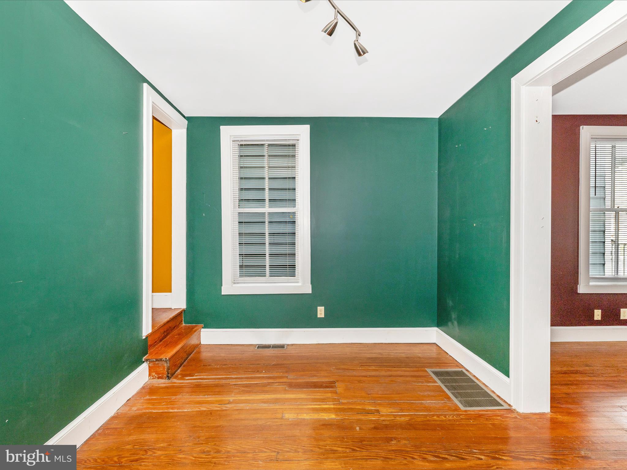 DOWNTOWN - Residential