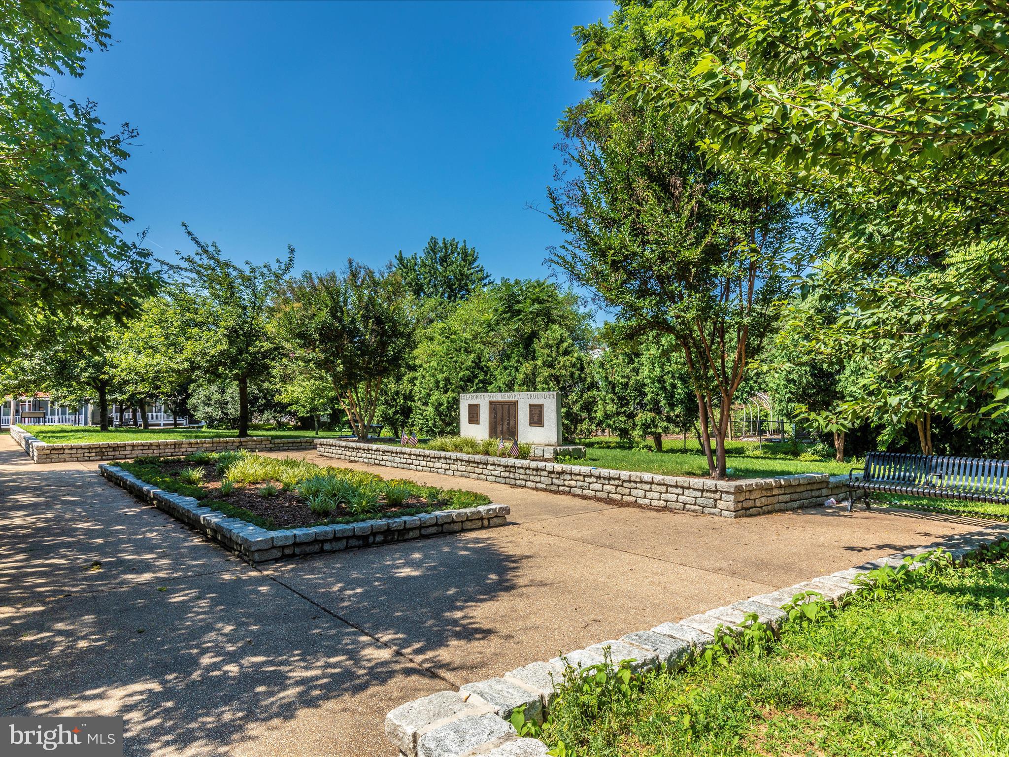 DOWNTOWN - Residential