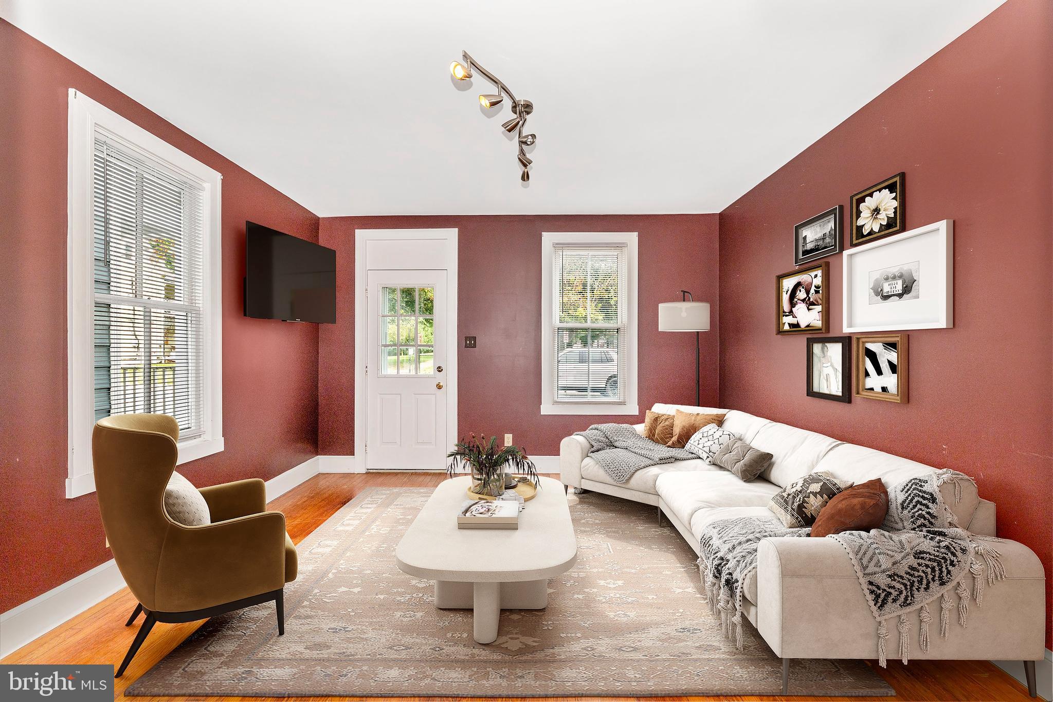 DOWNTOWN - Residential