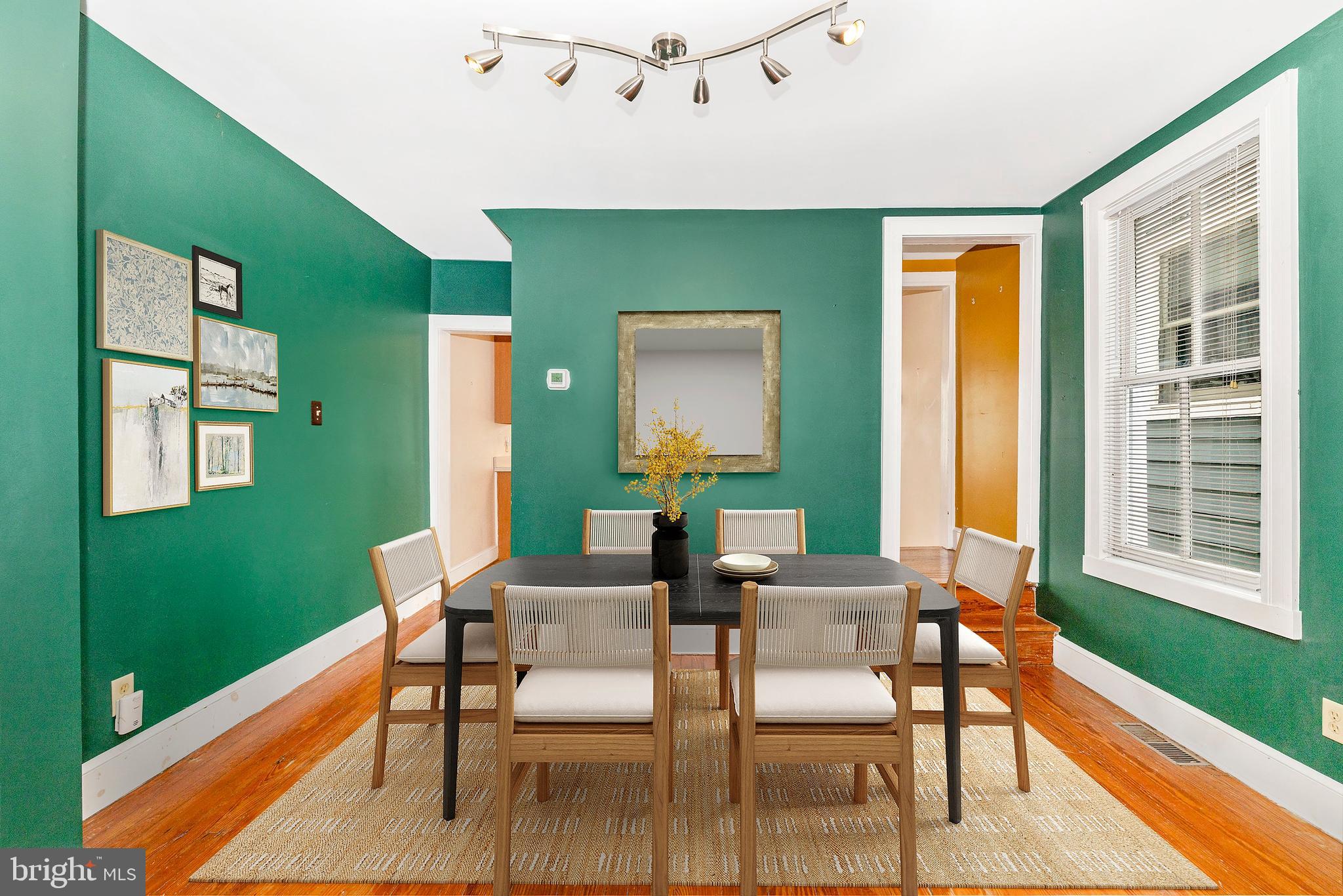 DOWNTOWN - Residential