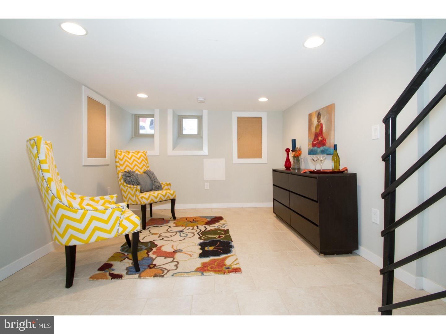 FRANCISVILLE - Residential