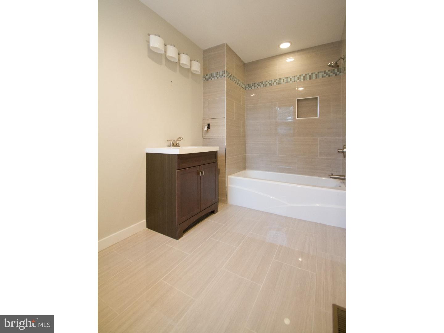 FRANCISVILLE - Residential