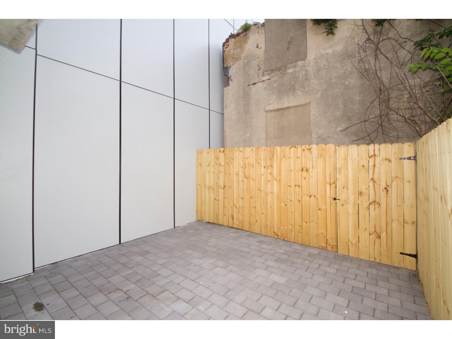 FRANCISVILLE - Residential