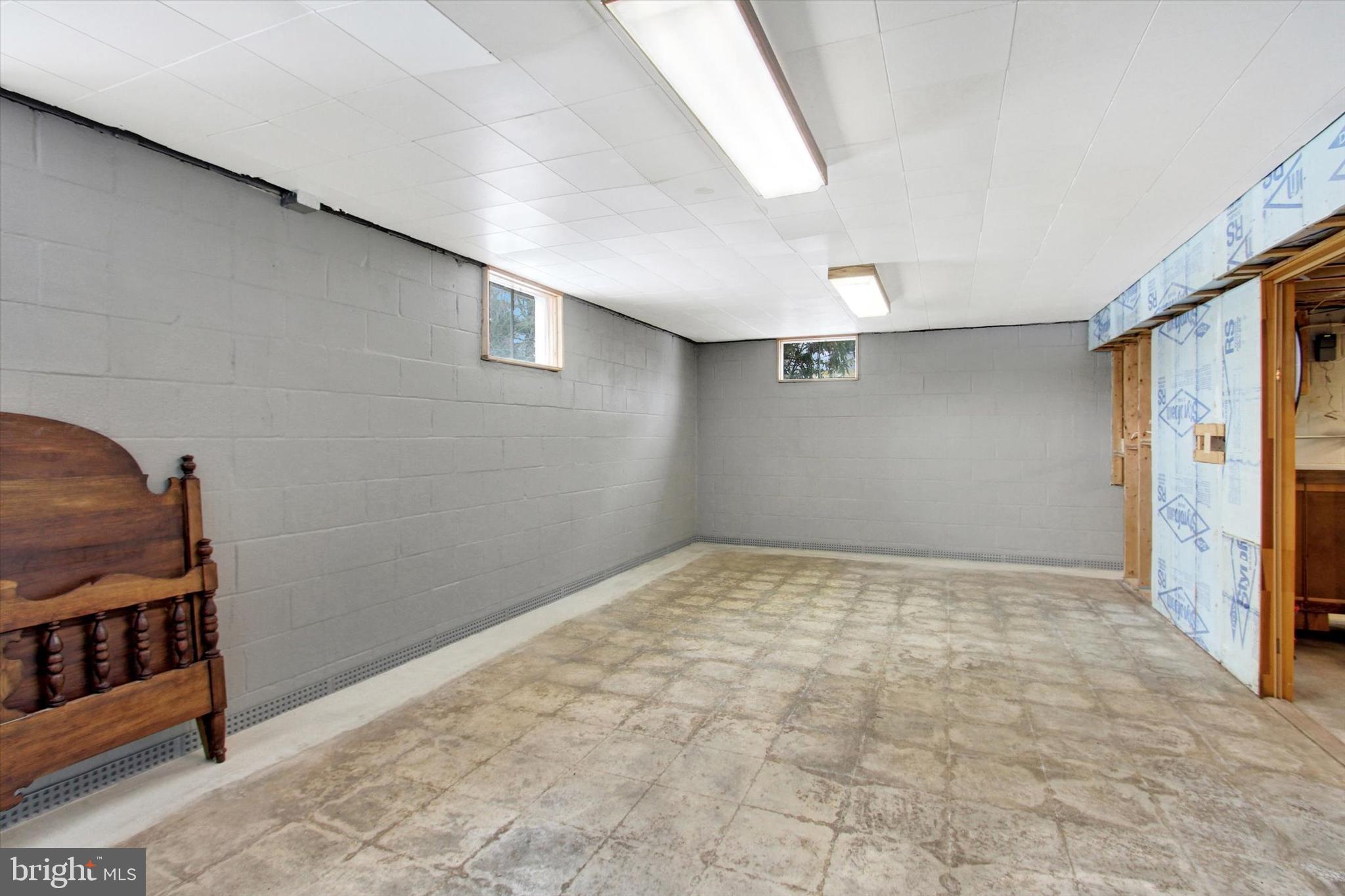 WOODCREST - Residential