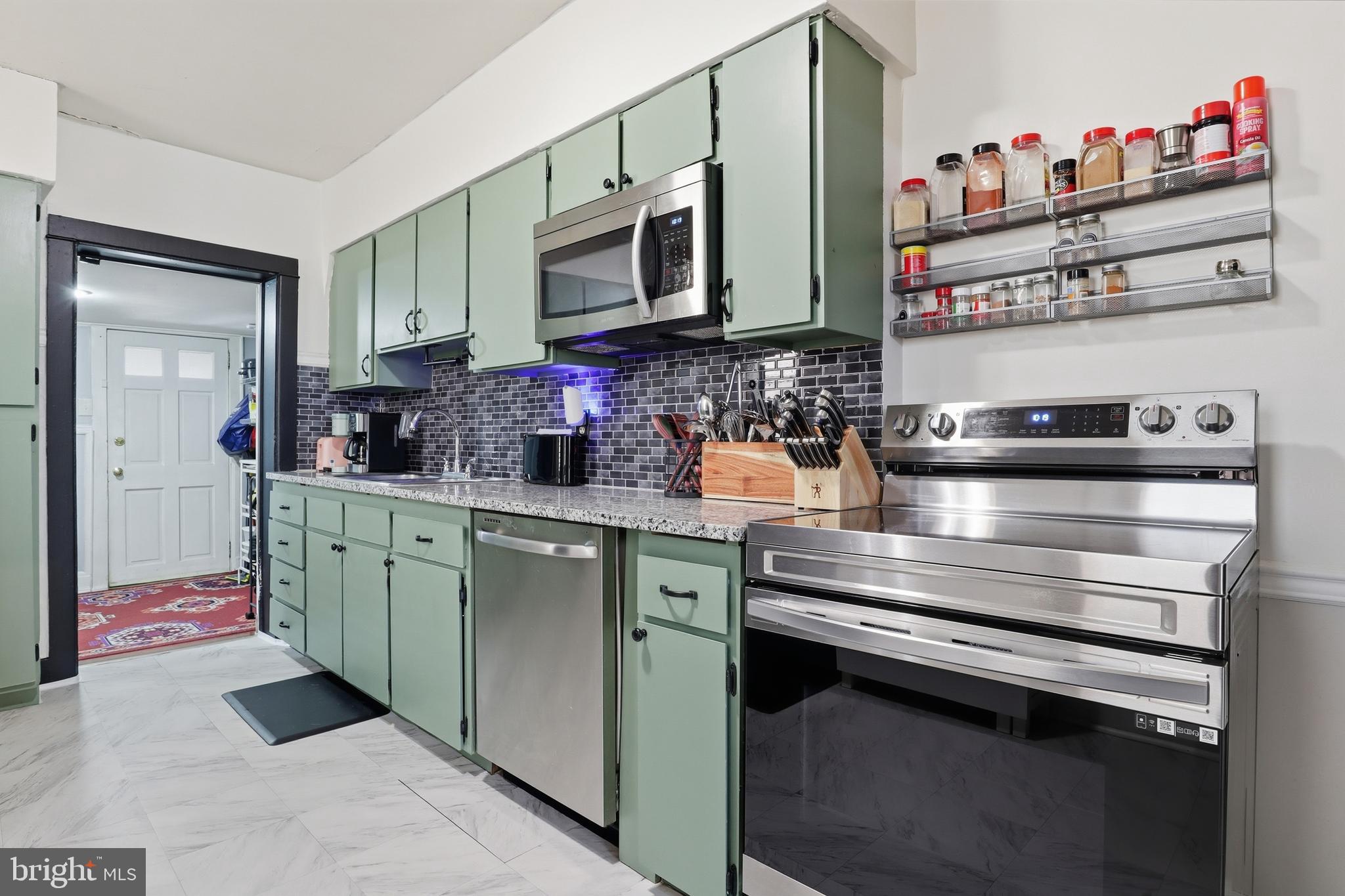 LANCASTER - Residential