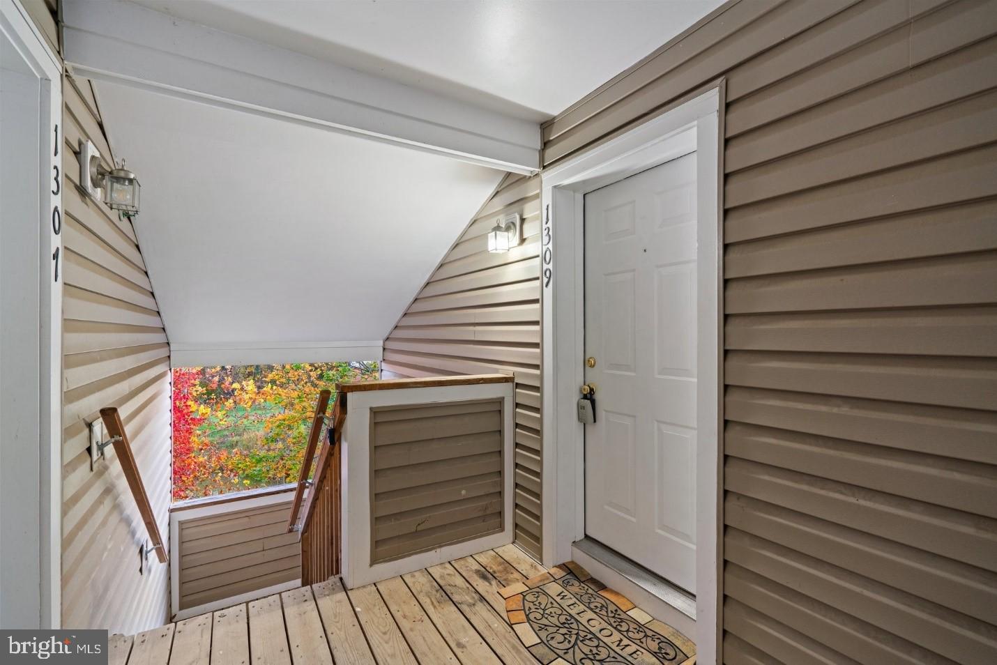 ROCKBURN COMMONS - Residential Lease