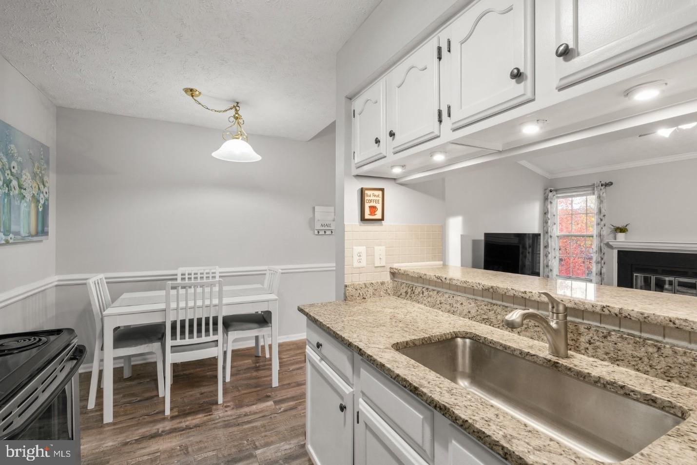 ROCKBURN COMMONS - Residential Lease