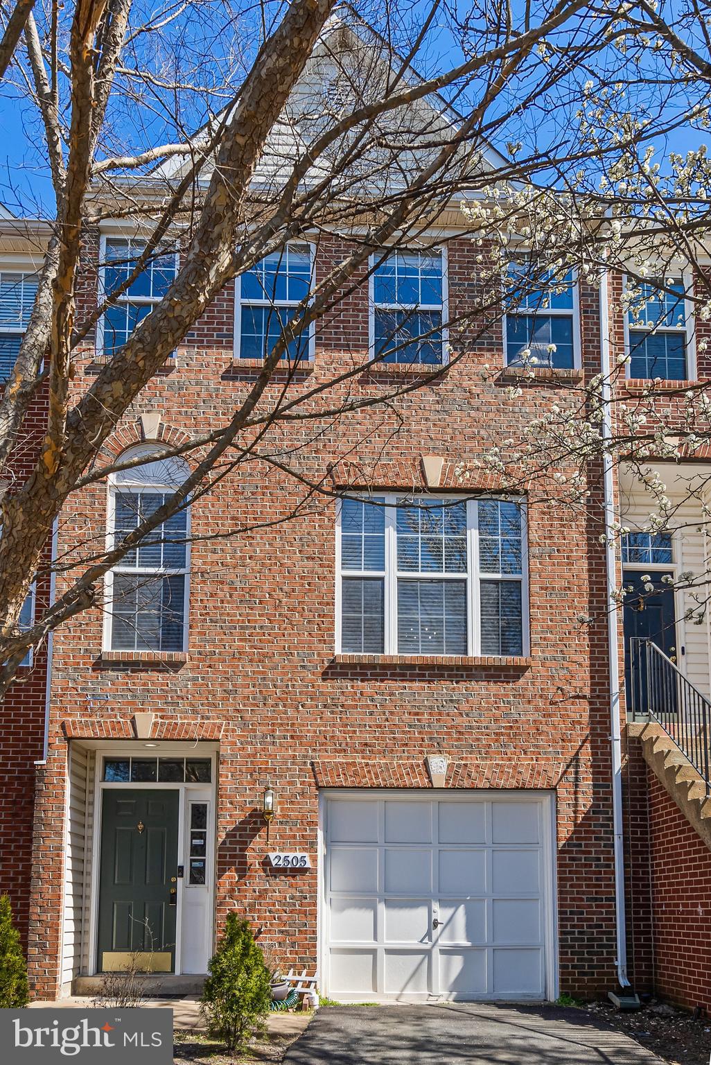 2505 JAMES MADISON CIRCLE