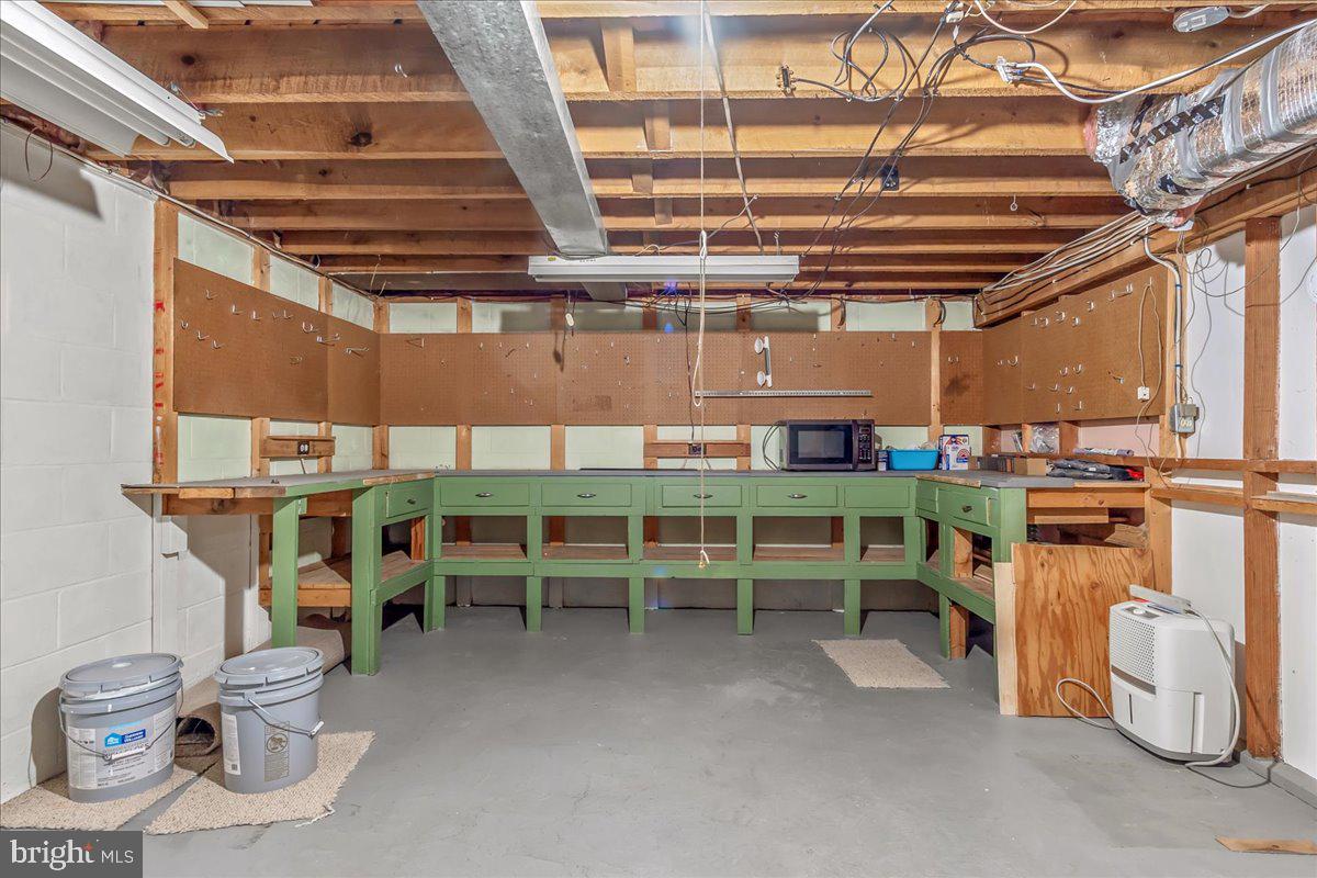 HALFWAY AREA - Residential