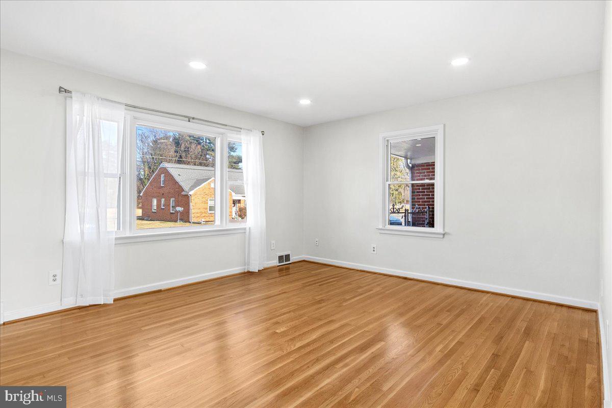 HALFWAY AREA - Residential