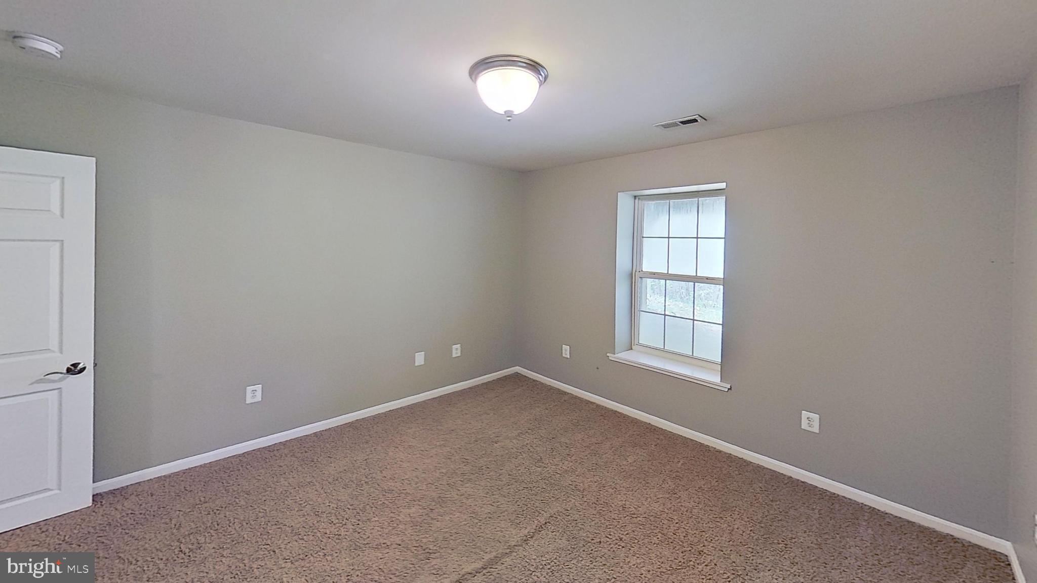 EASTERN HILLS SUB - Residential Lease