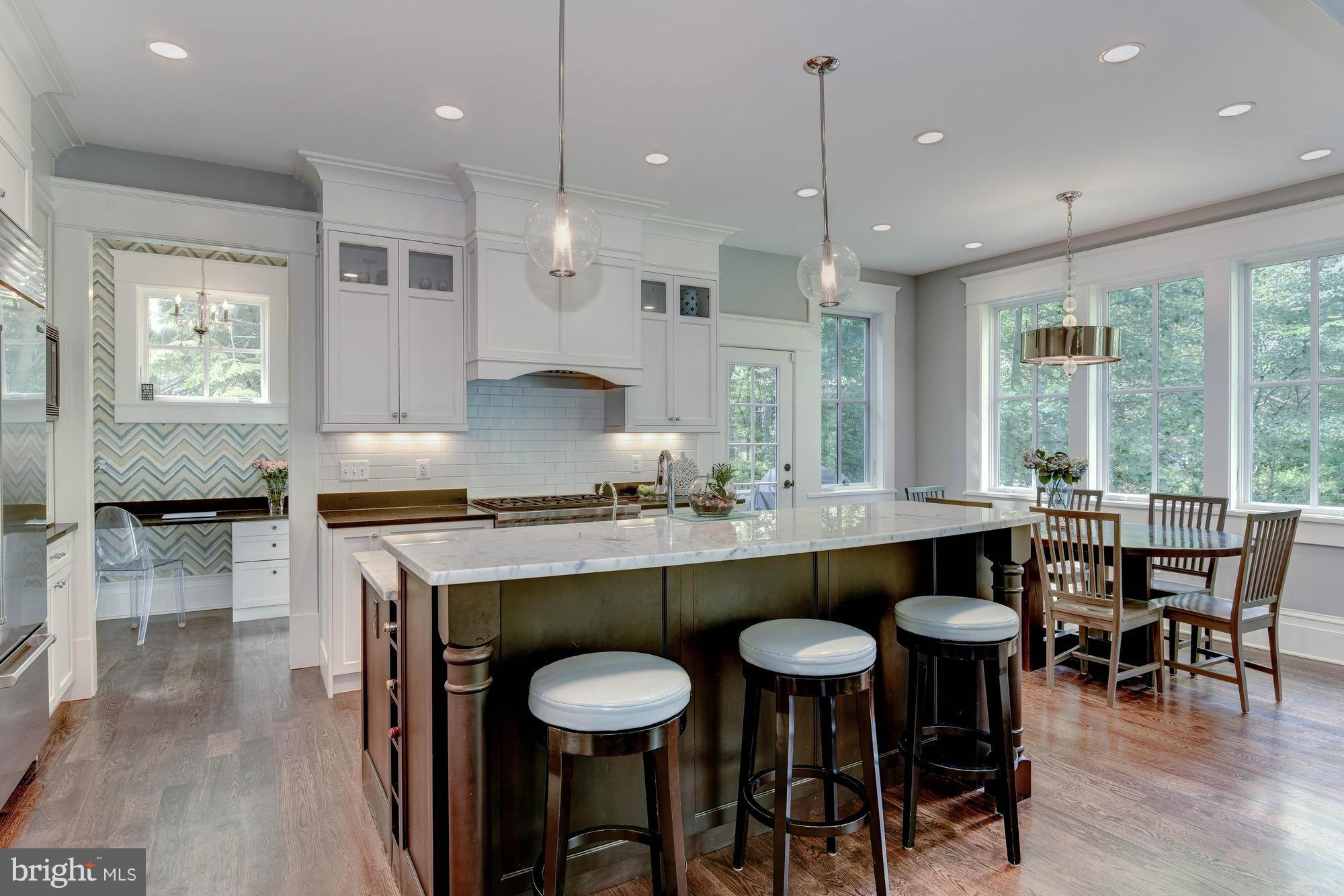 YORKTOWN - Residential