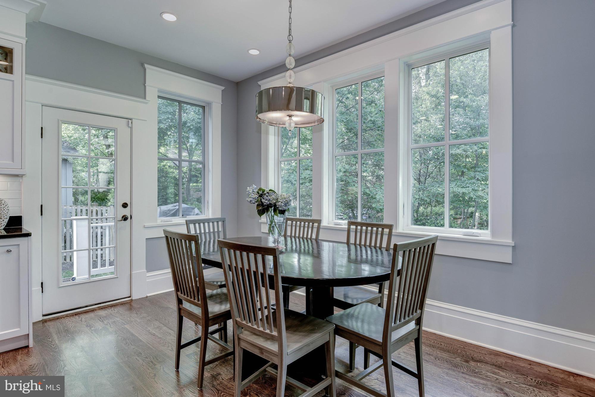 YORKTOWN - Residential