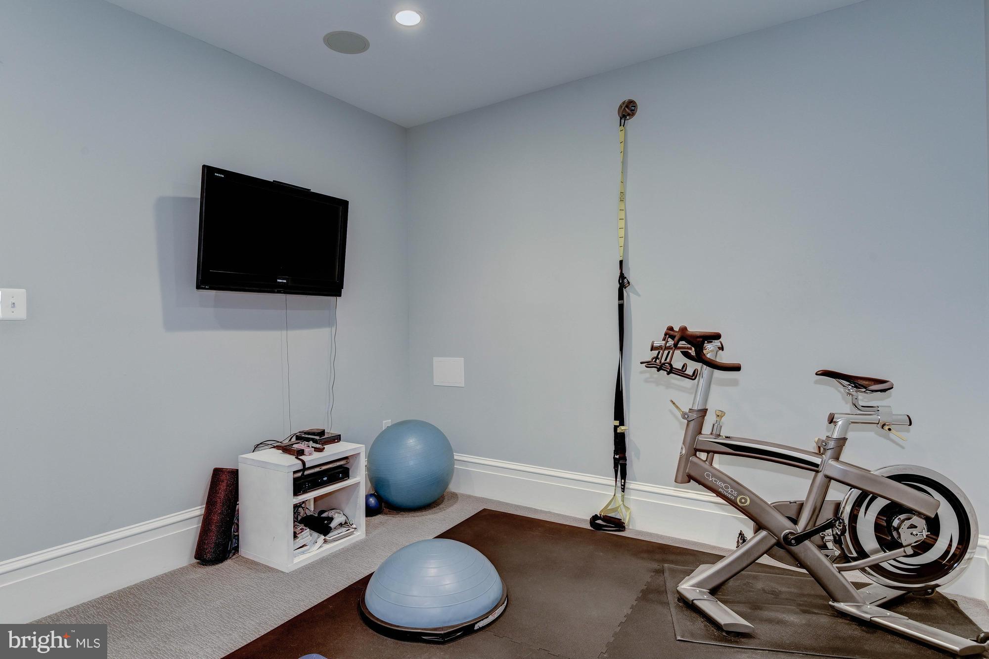 YORKTOWN - Residential