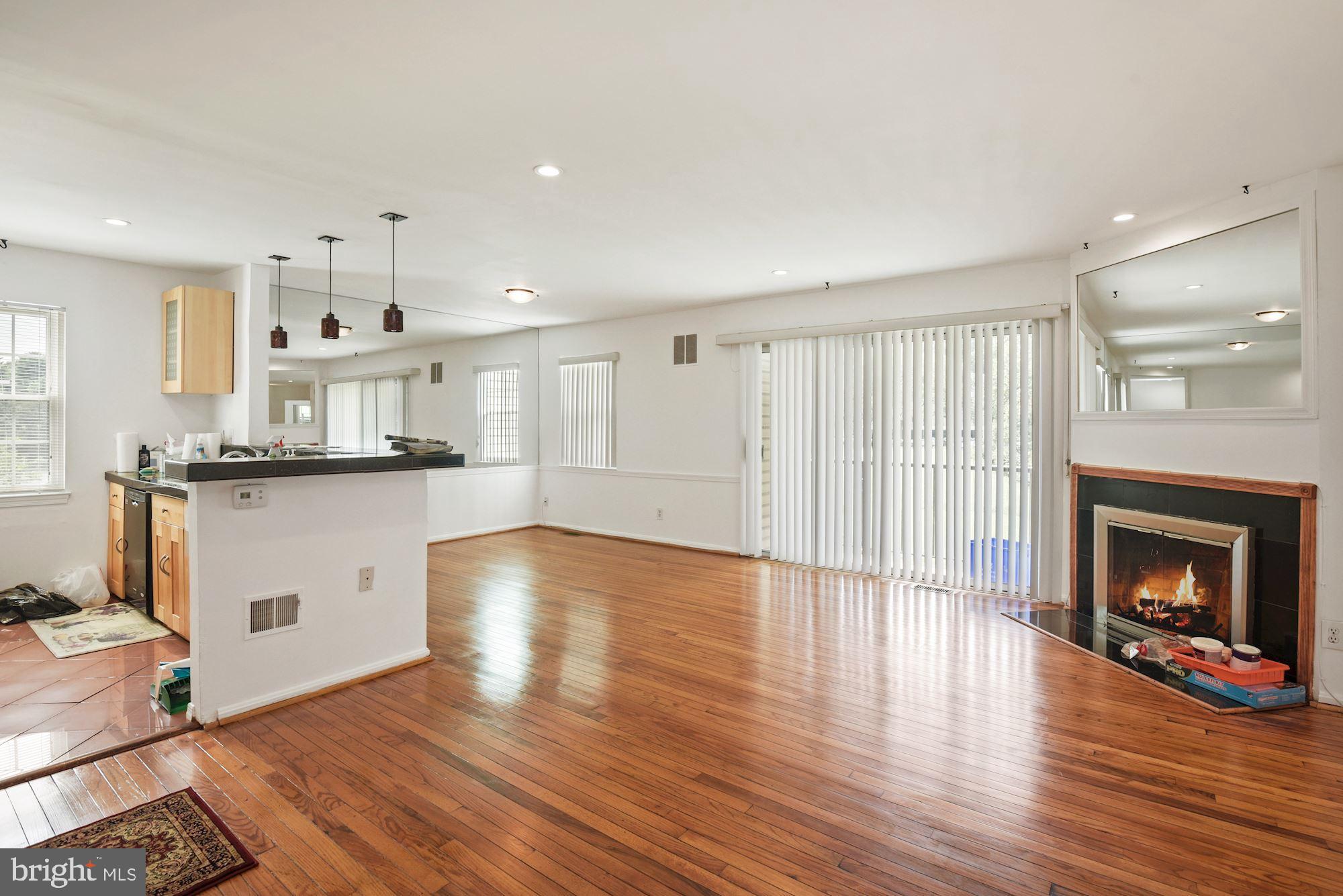 LAKESHORE - Residential Lease