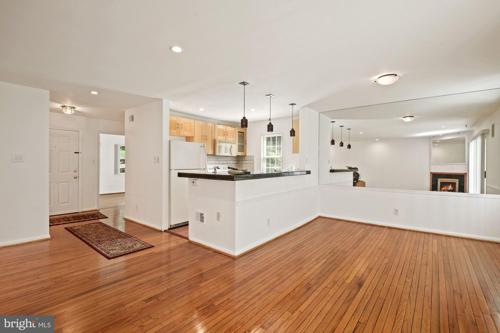 LAKESHORE - Residential Lease