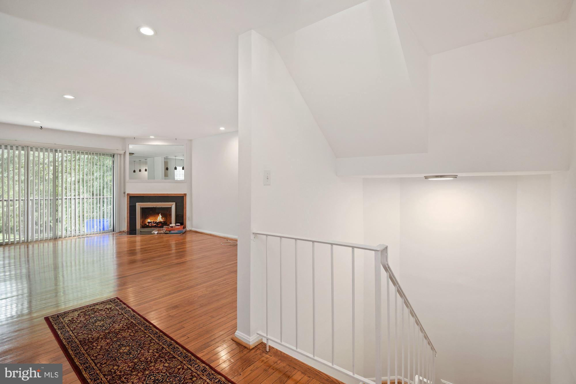 LAKESHORE - Residential Lease