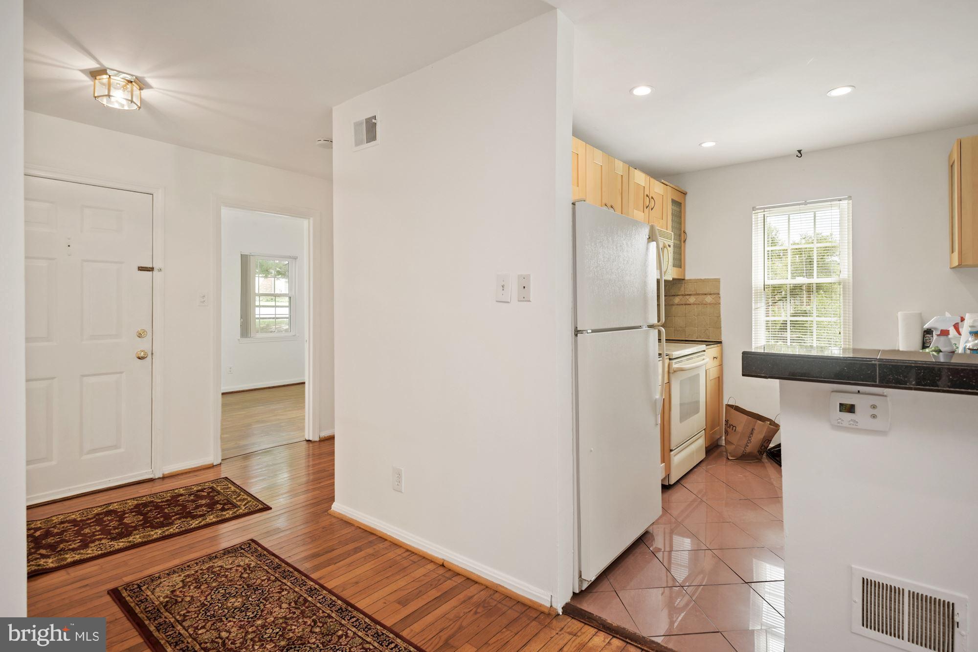 LAKESHORE - Residential Lease