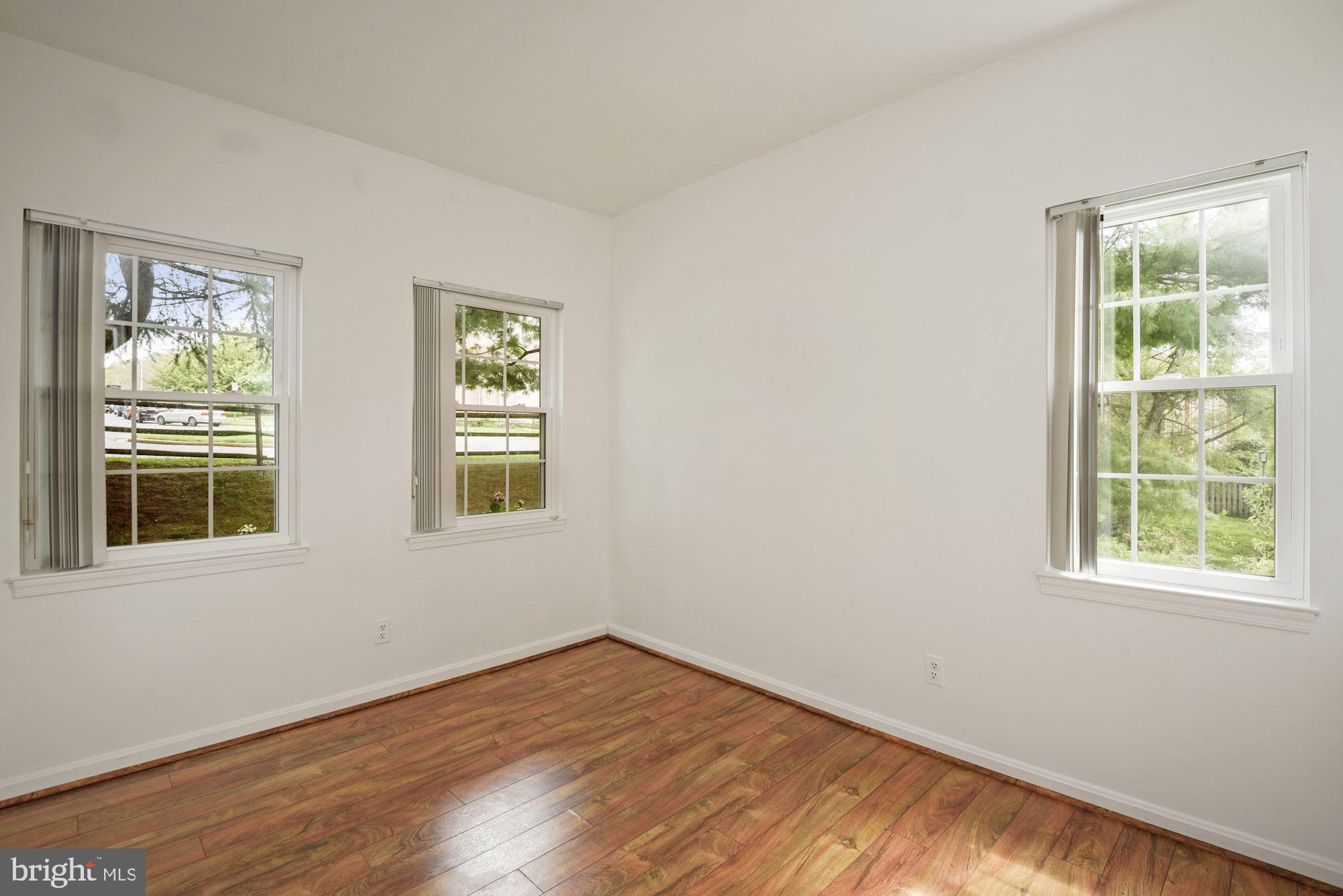 LAKESHORE - Residential Lease