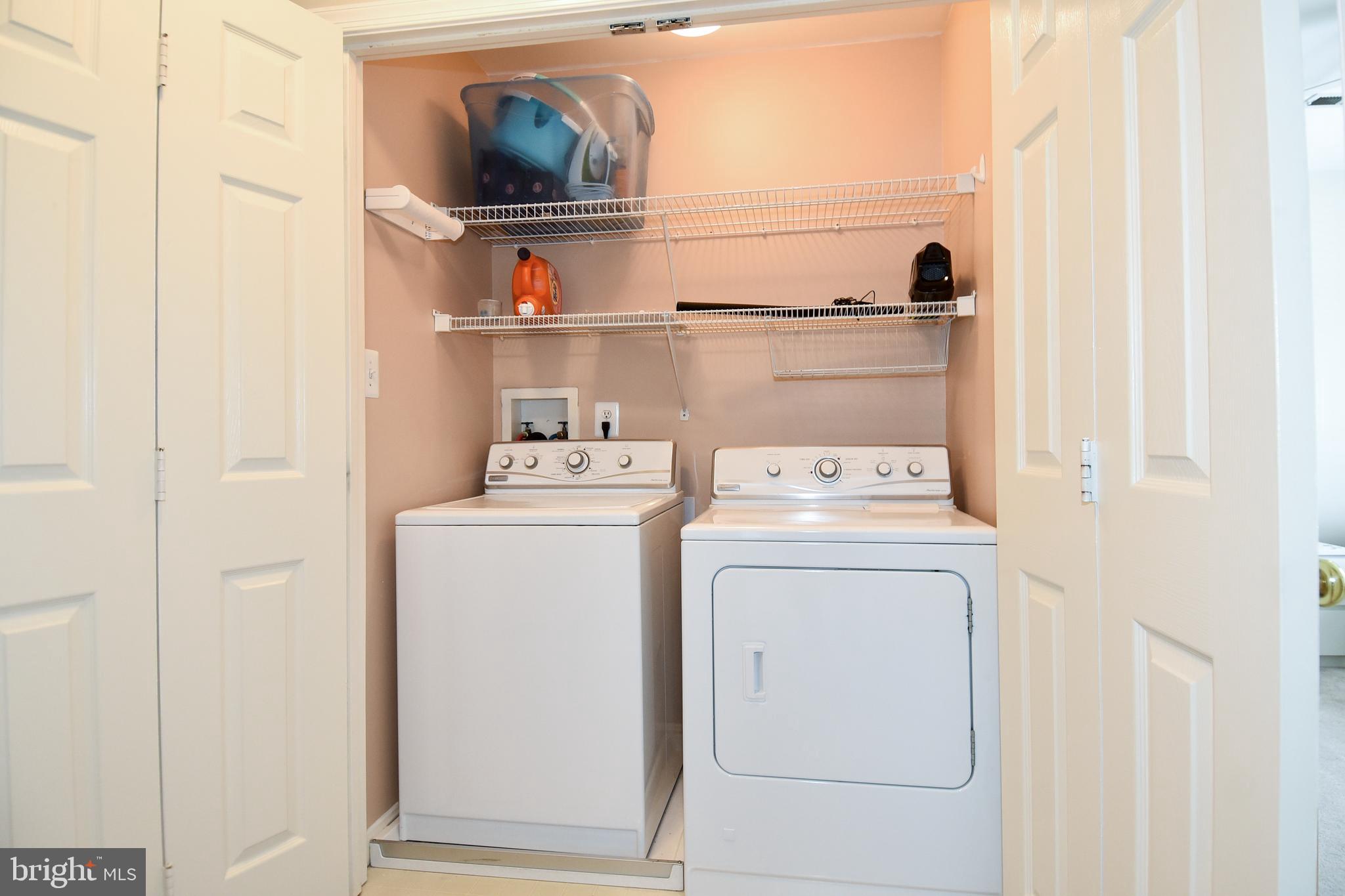 CRYSTAL LAKE - Residential