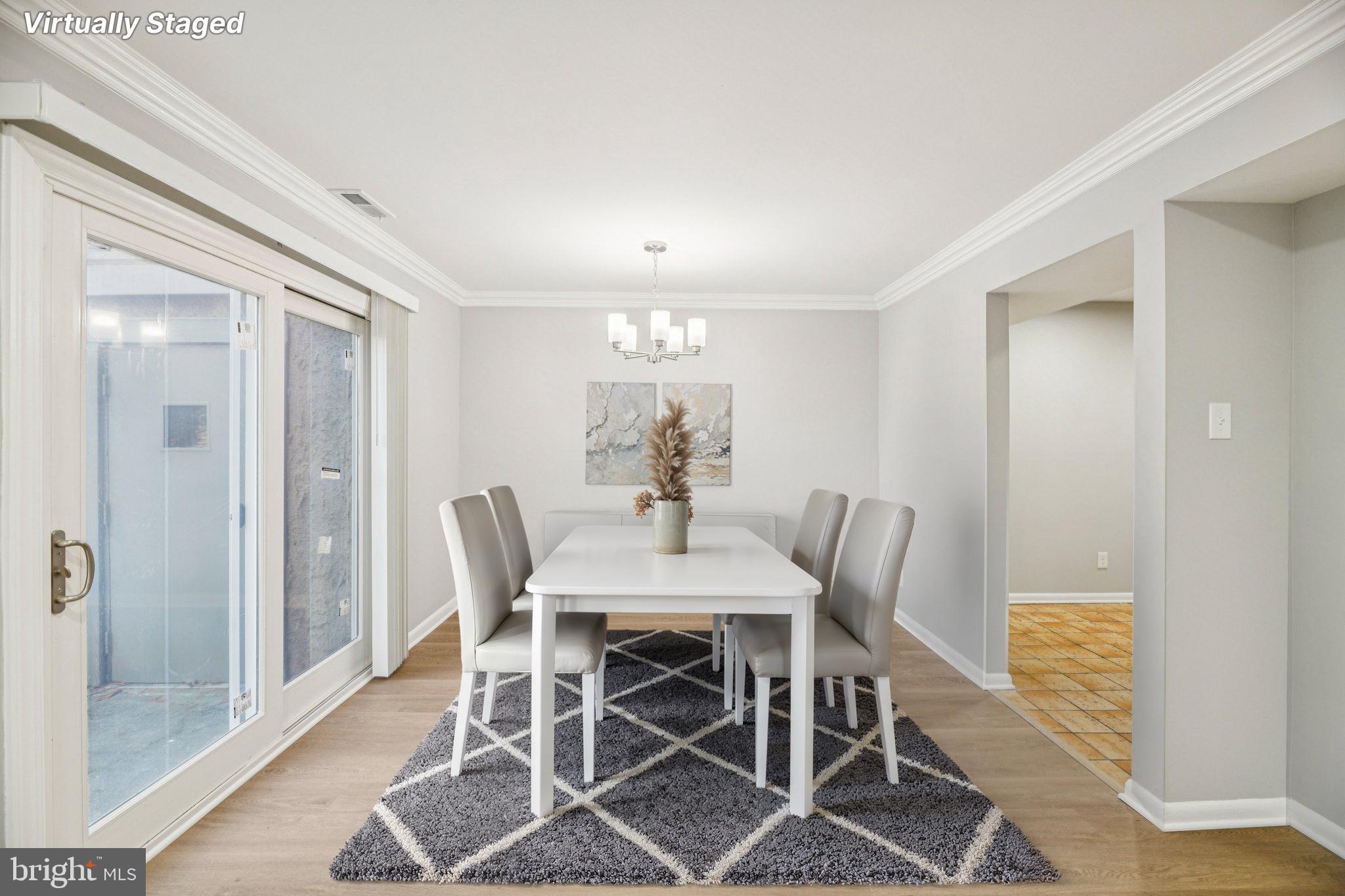 GLEN ORA-PLAT TWO> - Residential