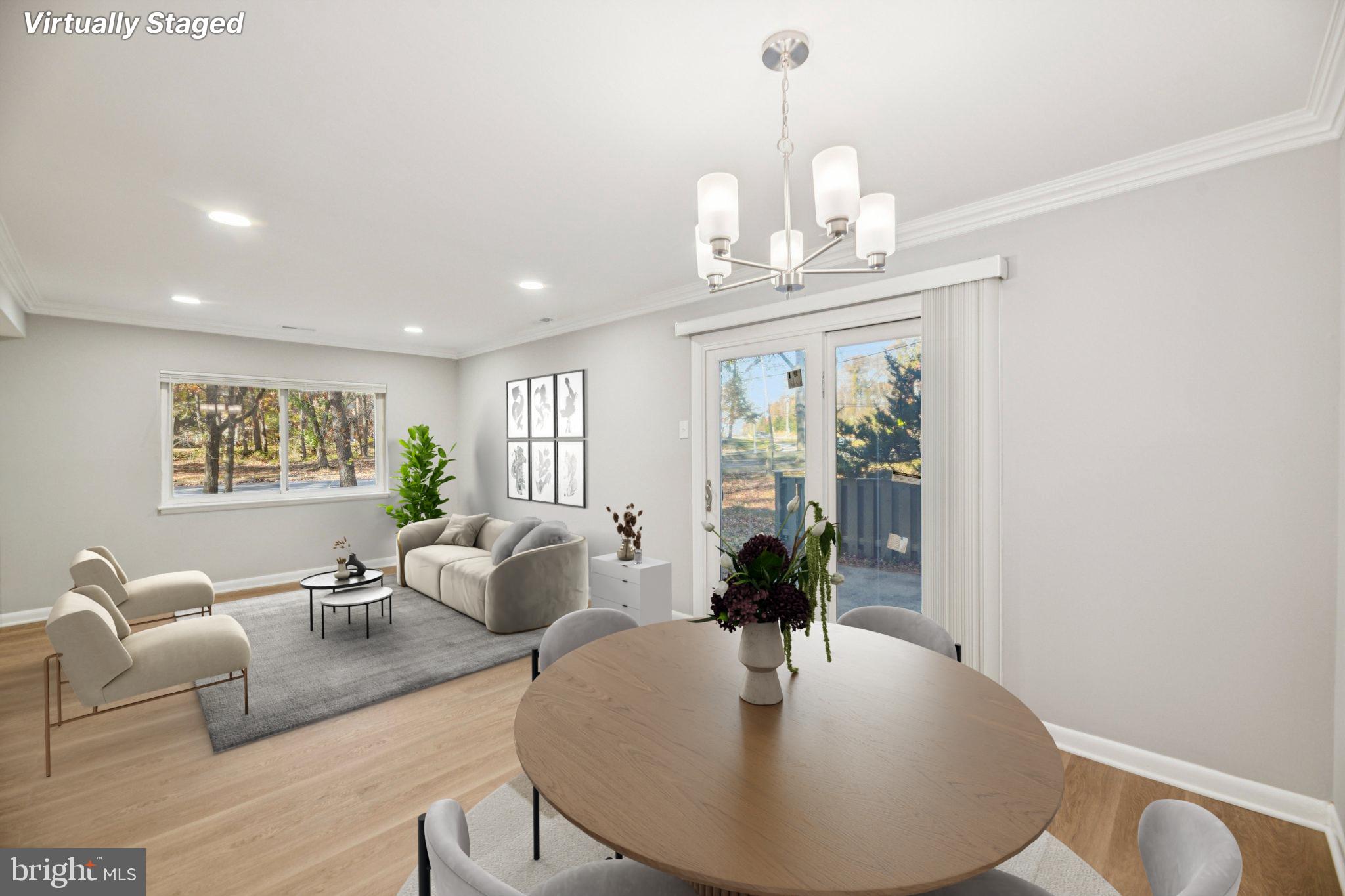 GLEN ORA-PLAT TWO> - Residential