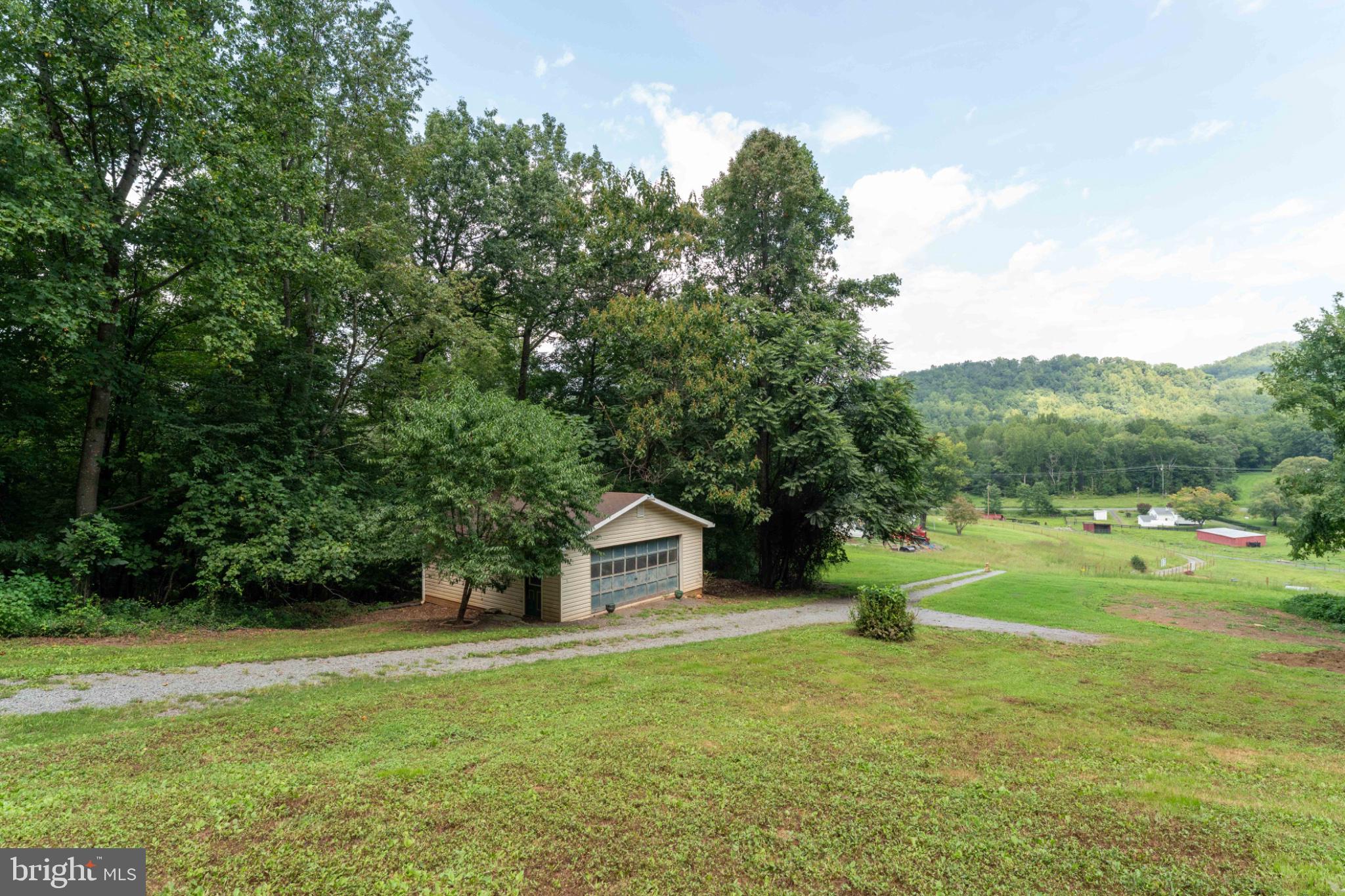 2302 THOROUGHFARE ROAD