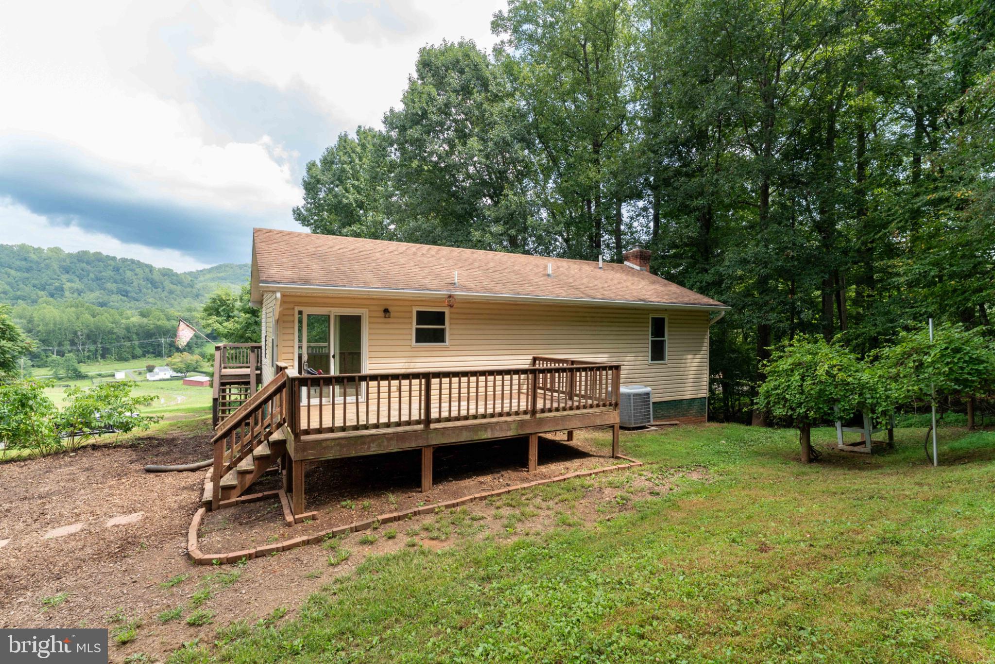 2302 THOROUGHFARE ROAD
