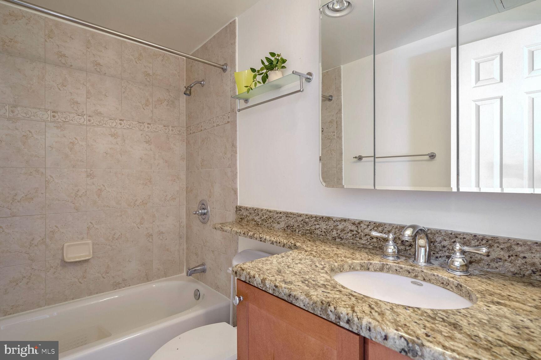 WOODMONT TRIANGLE - Residential Lease