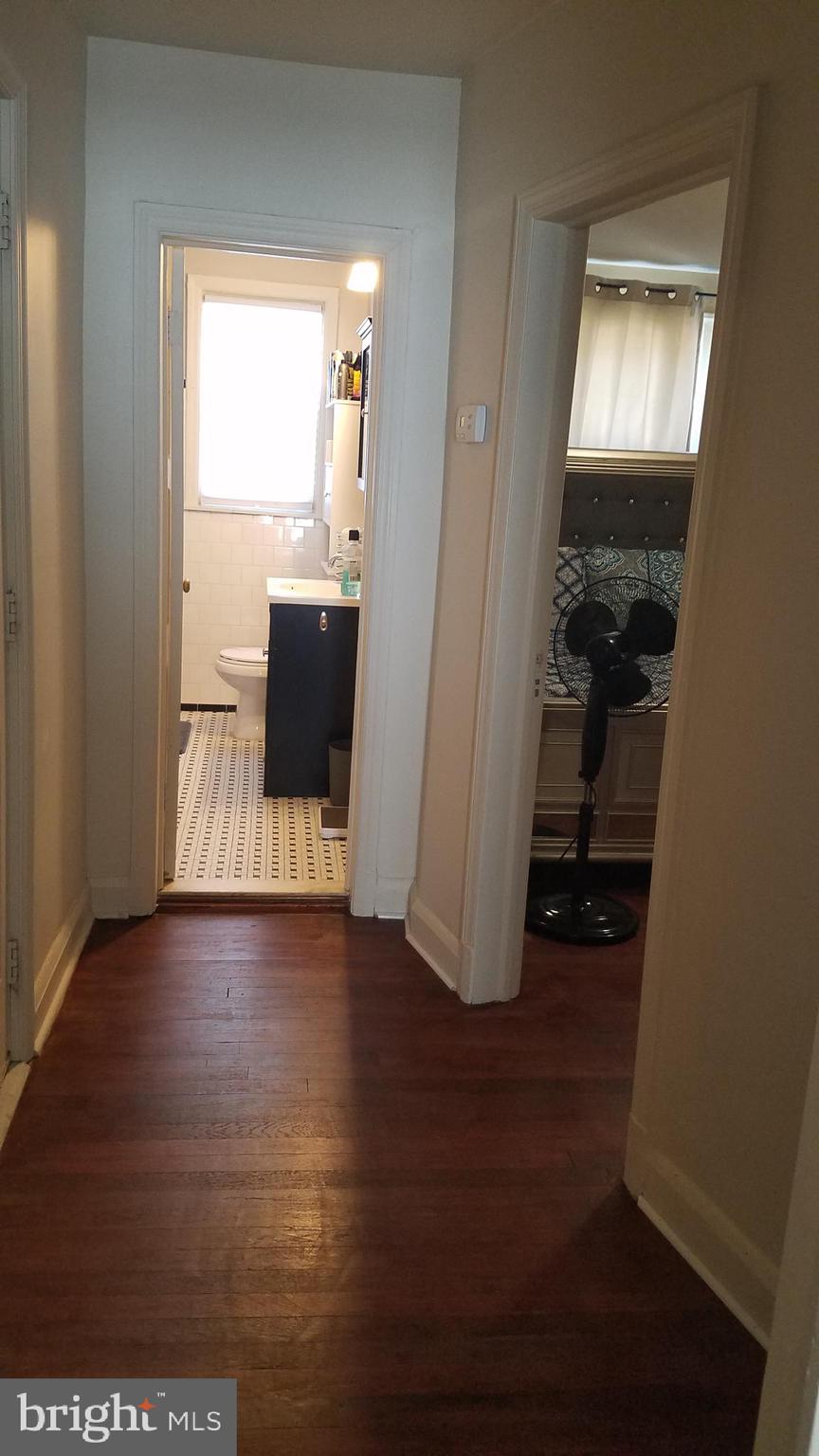 LAKE WALKER - Residential Lease