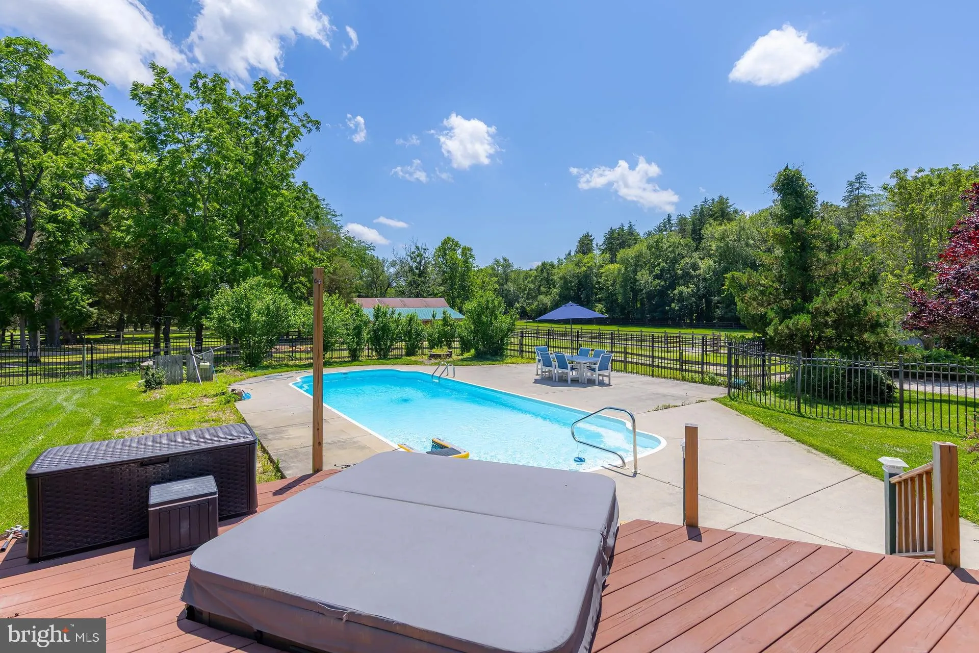 Egg Harbor City, New Jersey 08215, United States, 4 Bedrooms Bedrooms, ,3 BathroomsBathrooms,Residential,Active,156222