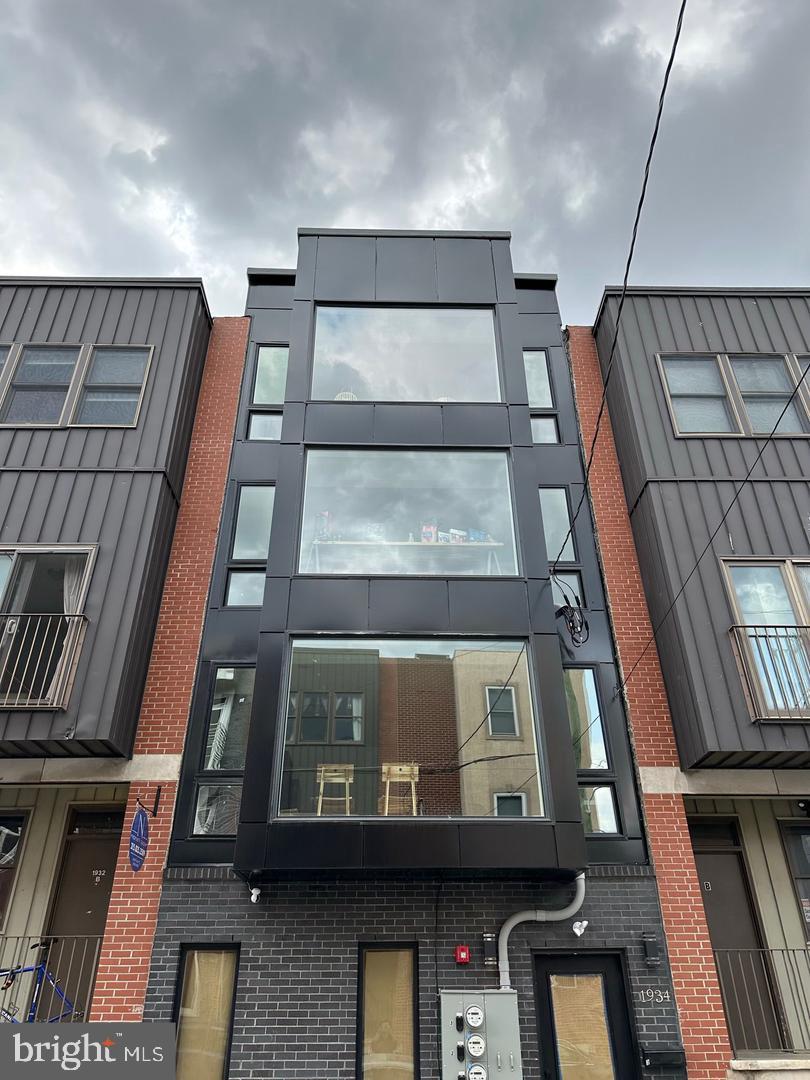 TEMPLE UNIVERSITY - Residential Lease