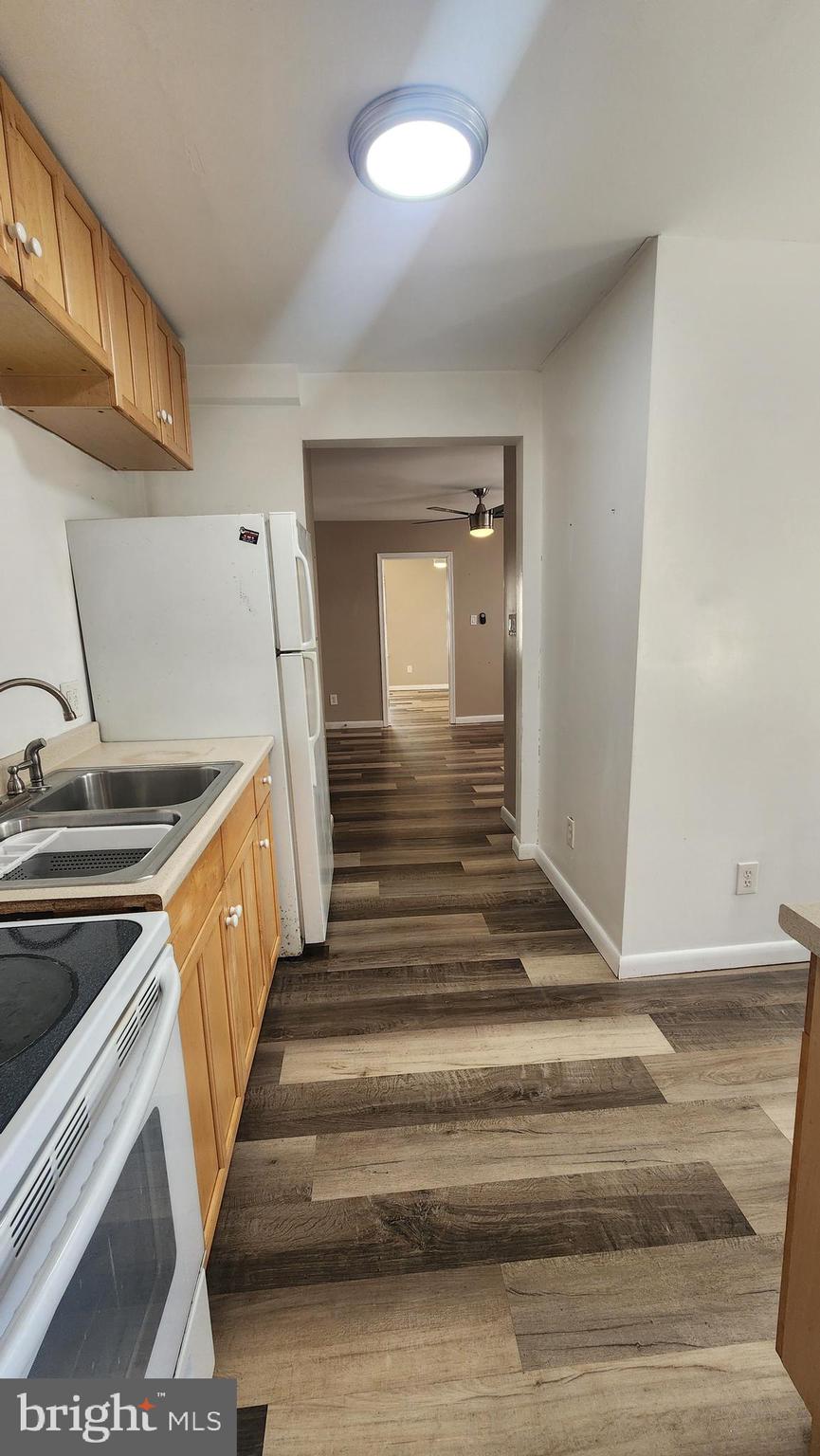 108 E PACIFIC AVENUE 2