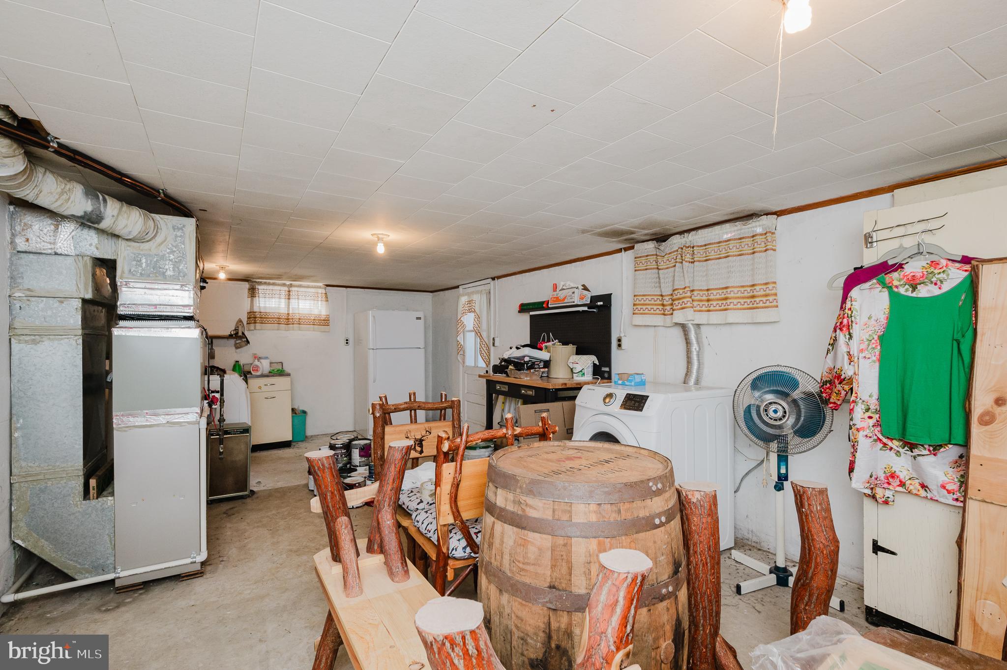 GRAY MANOR - Residential