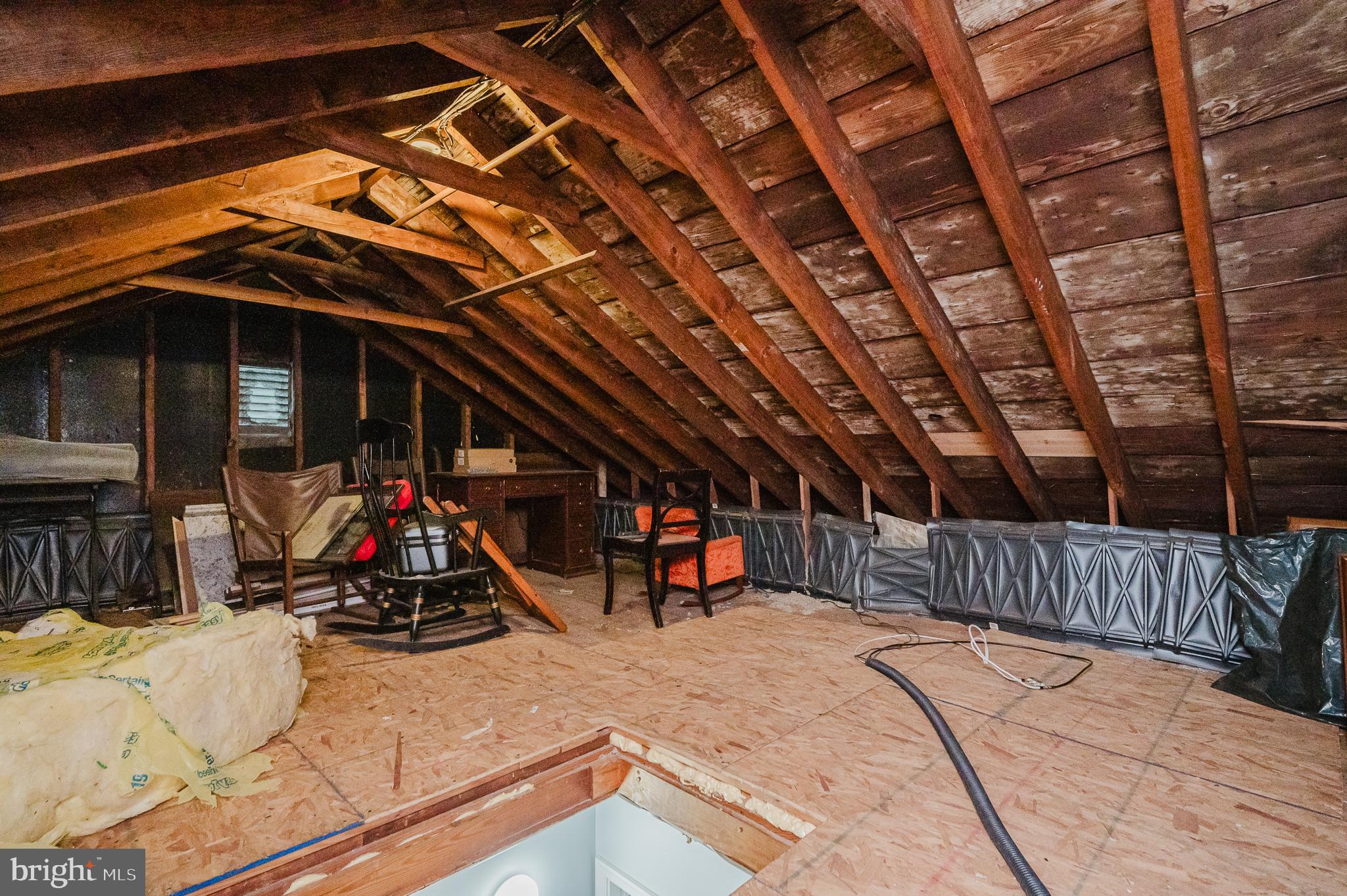 GRAY MANOR - Residential