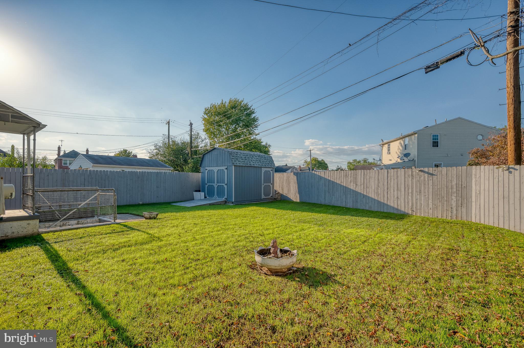 GRAY MANOR - Residential