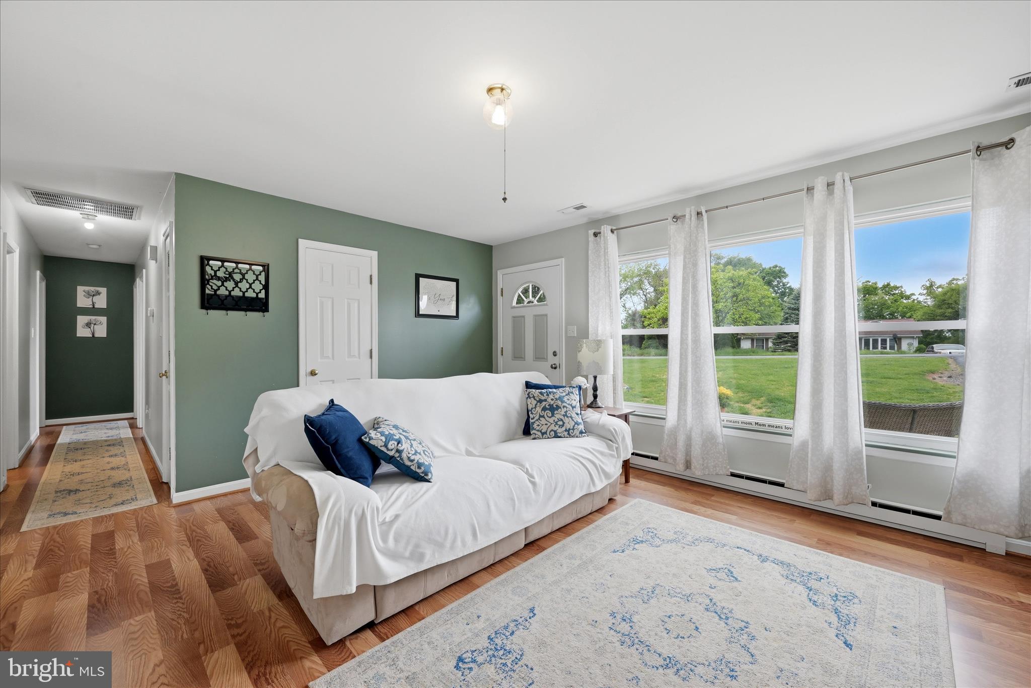 APPLE MT LAKE - Residential