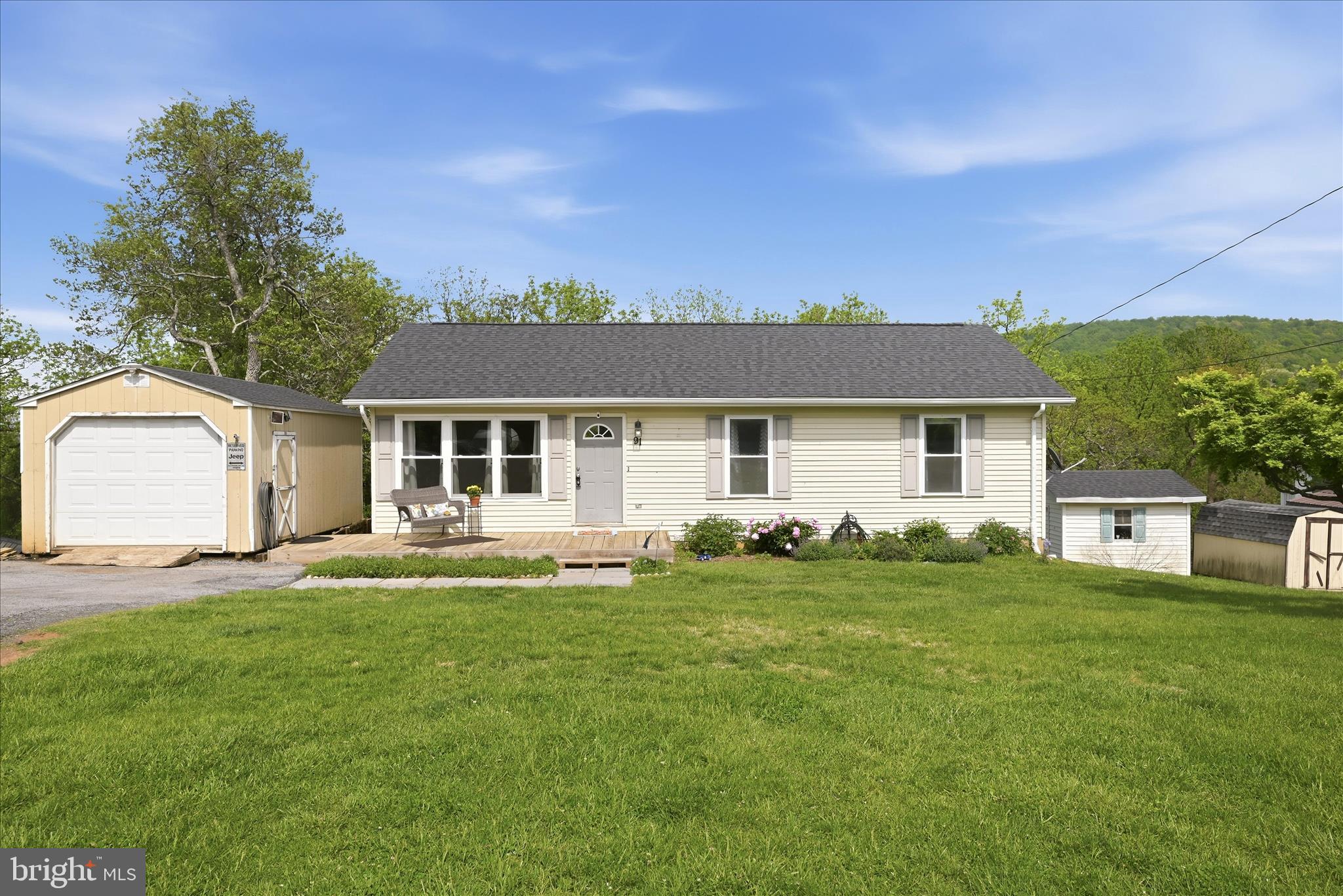 APPLE MT LAKE - Residential