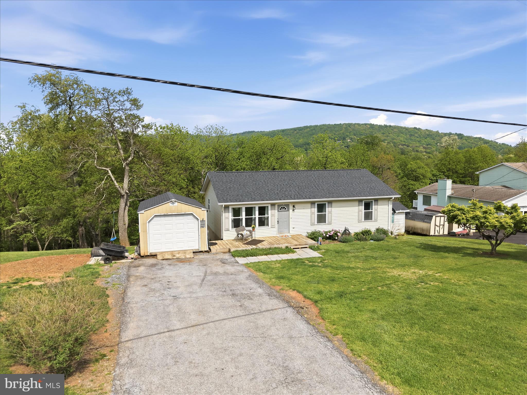 APPLE MT LAKE - Residential