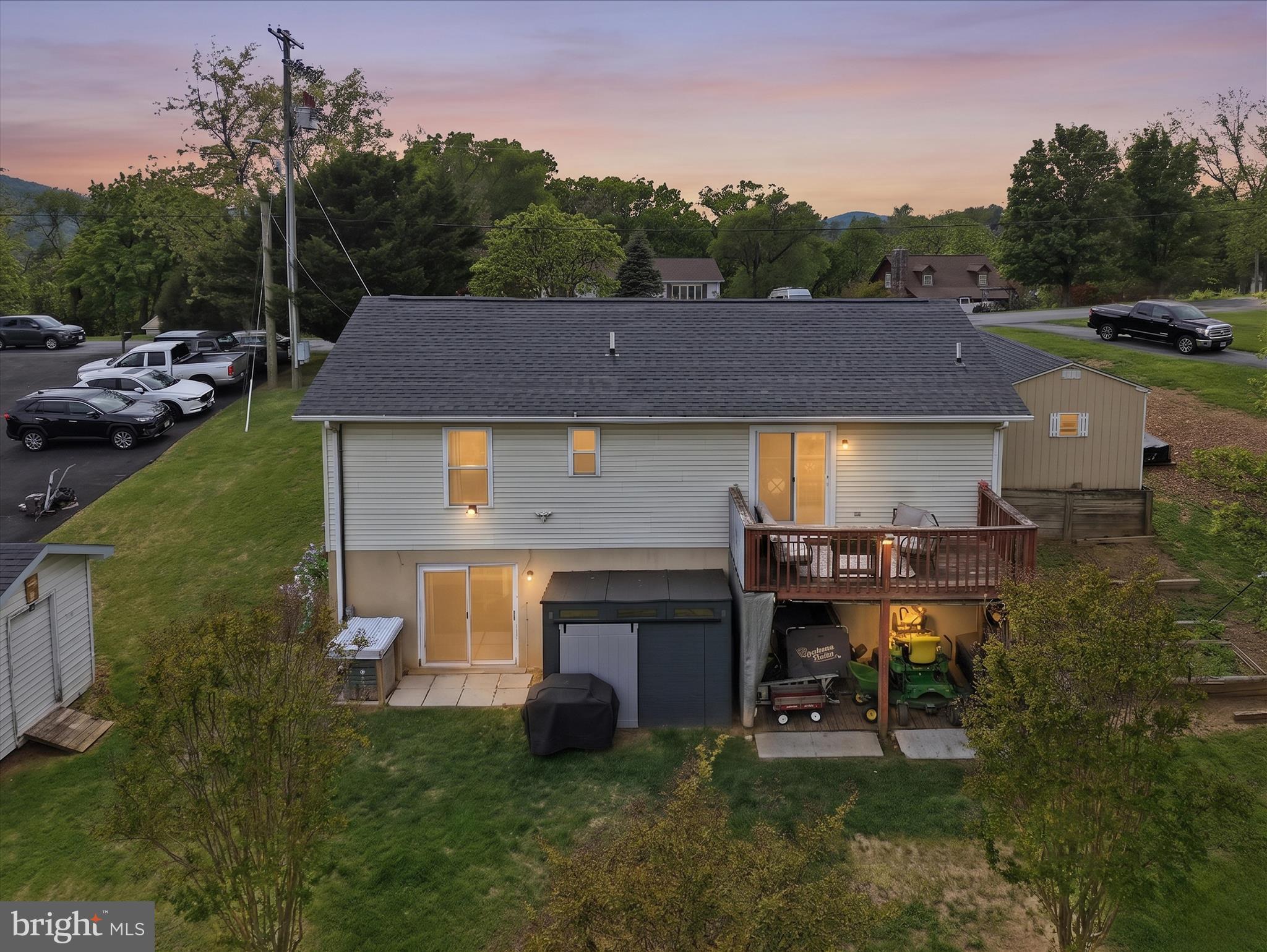 APPLE MT LAKE - Residential