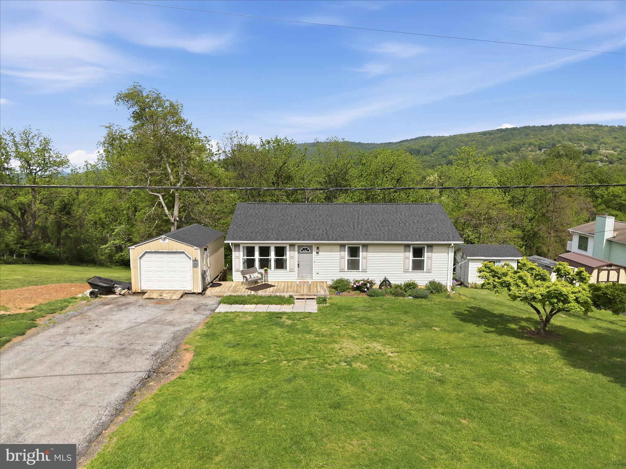 APPLE MT LAKE - Residential