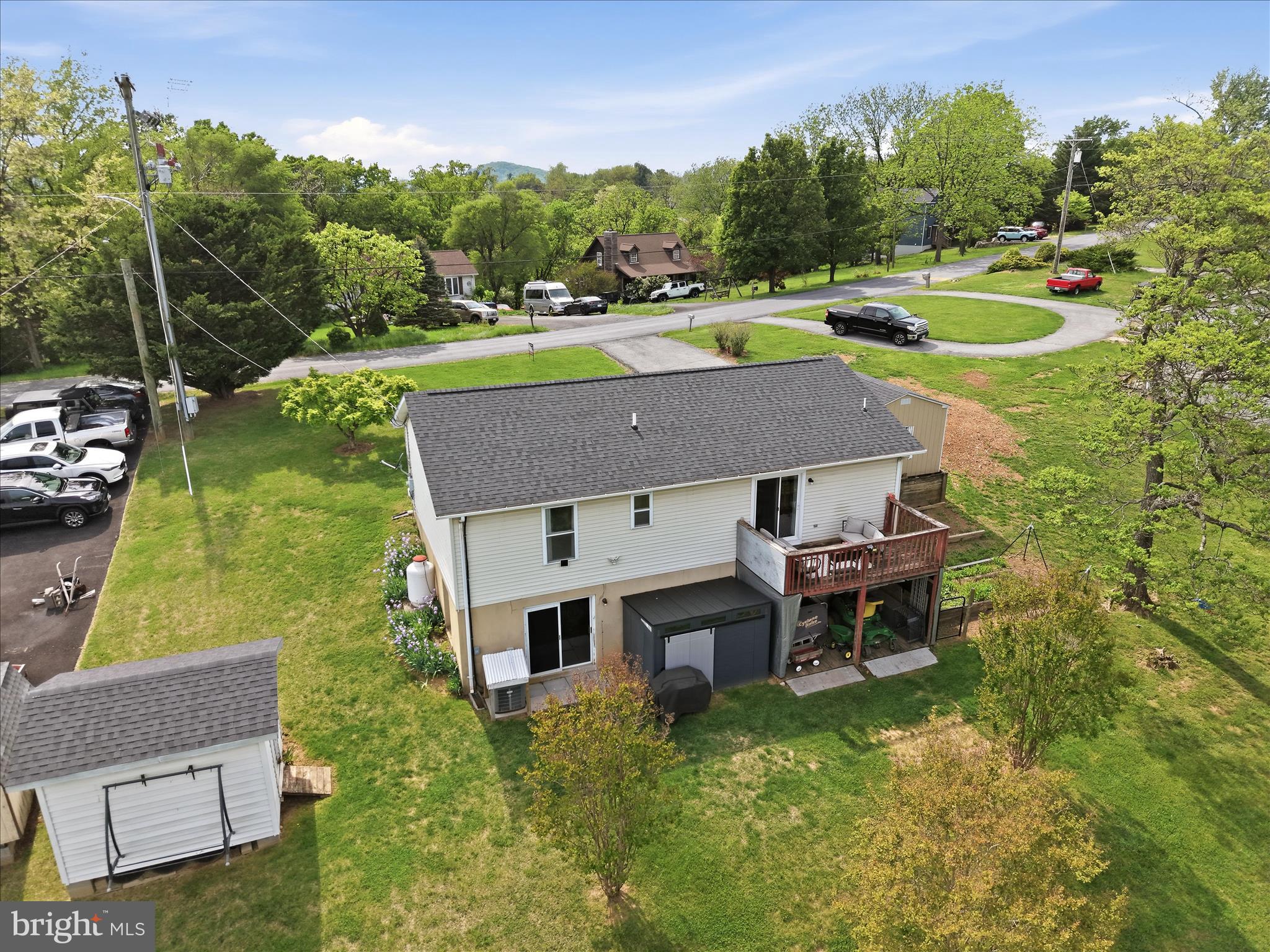 APPLE MT LAKE - Residential