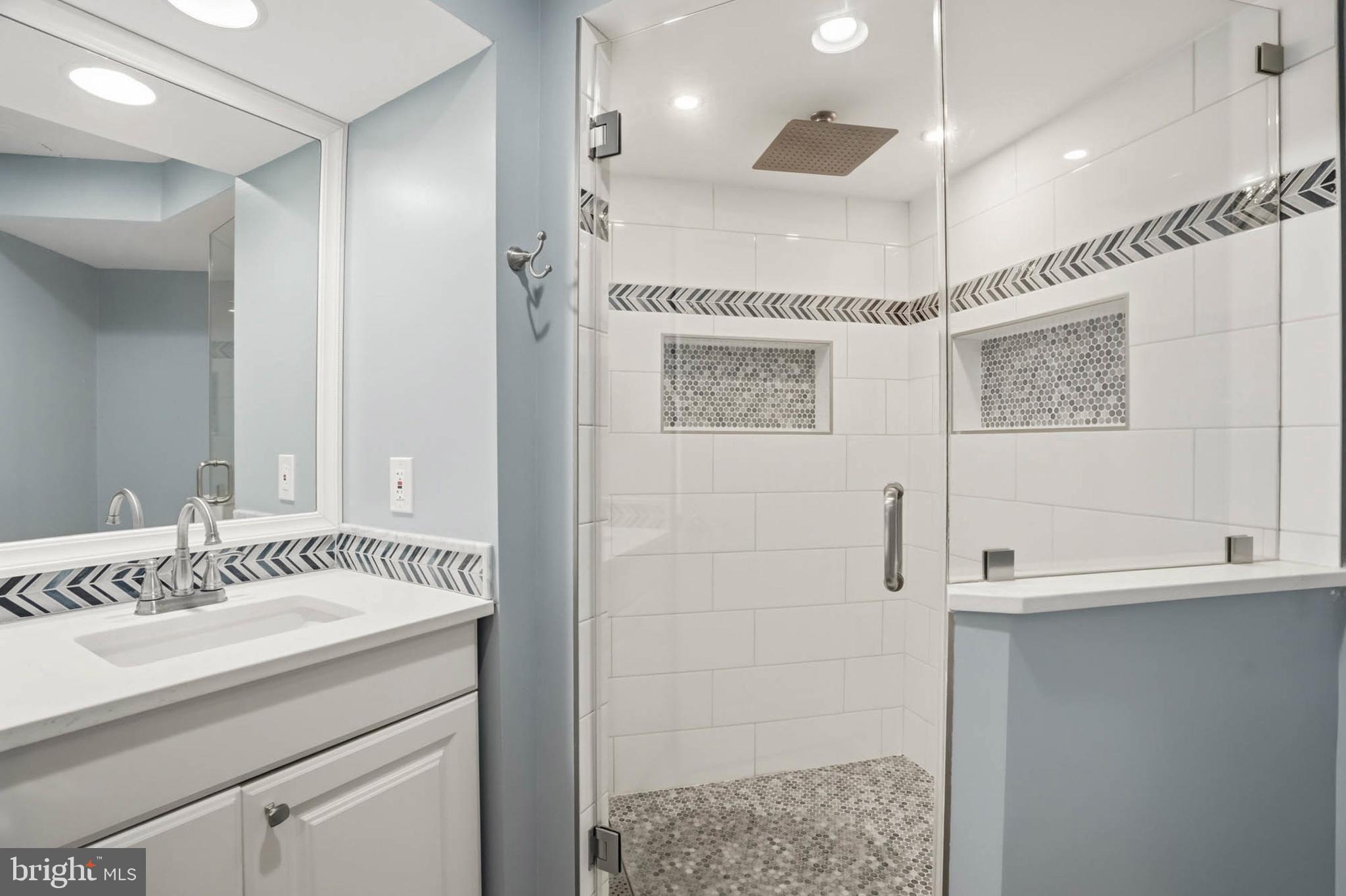 RUSSETT - Residential