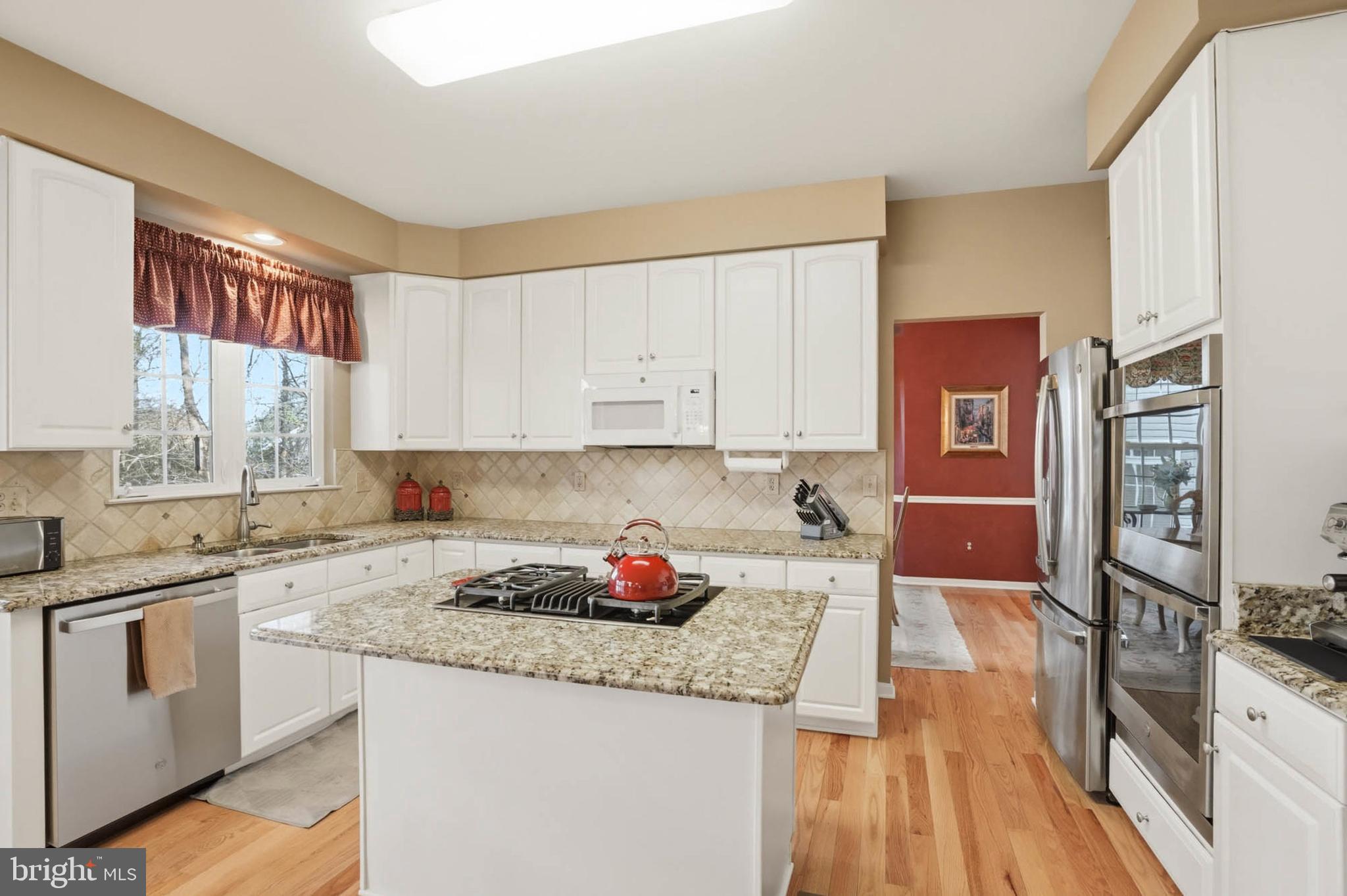 RUSSETT - Residential