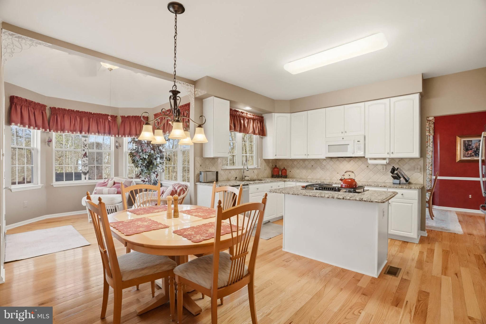 RUSSETT - Residential