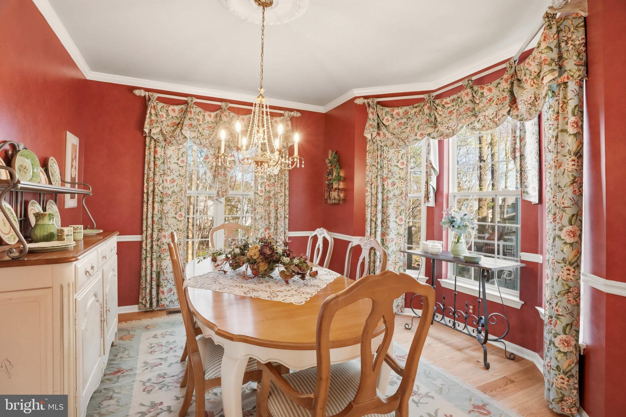 RUSSETT - Residential