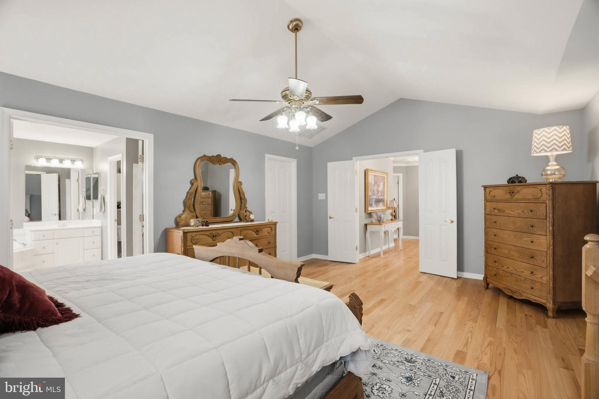 RUSSETT - Residential