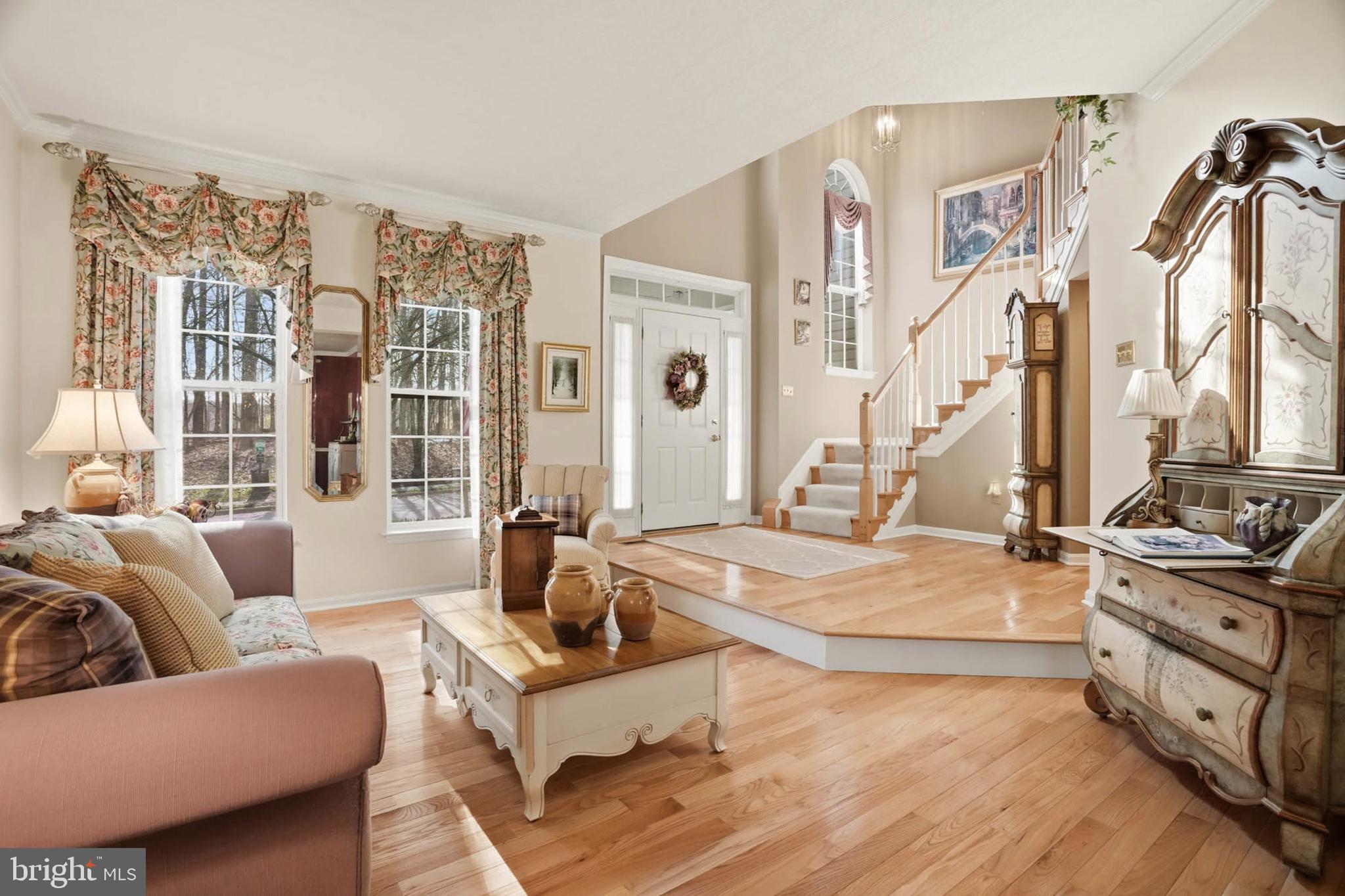 RUSSETT - Residential