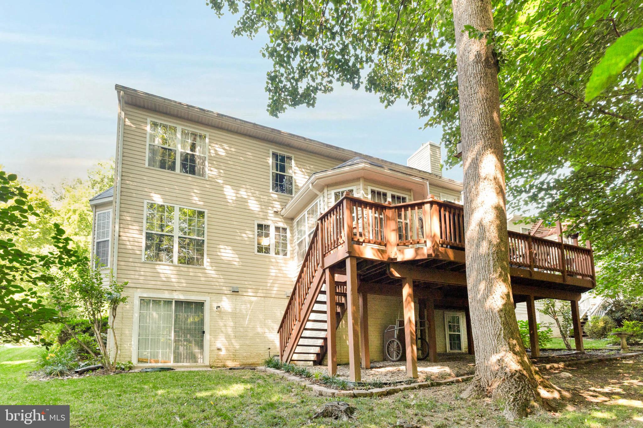 RUSSETT - Residential