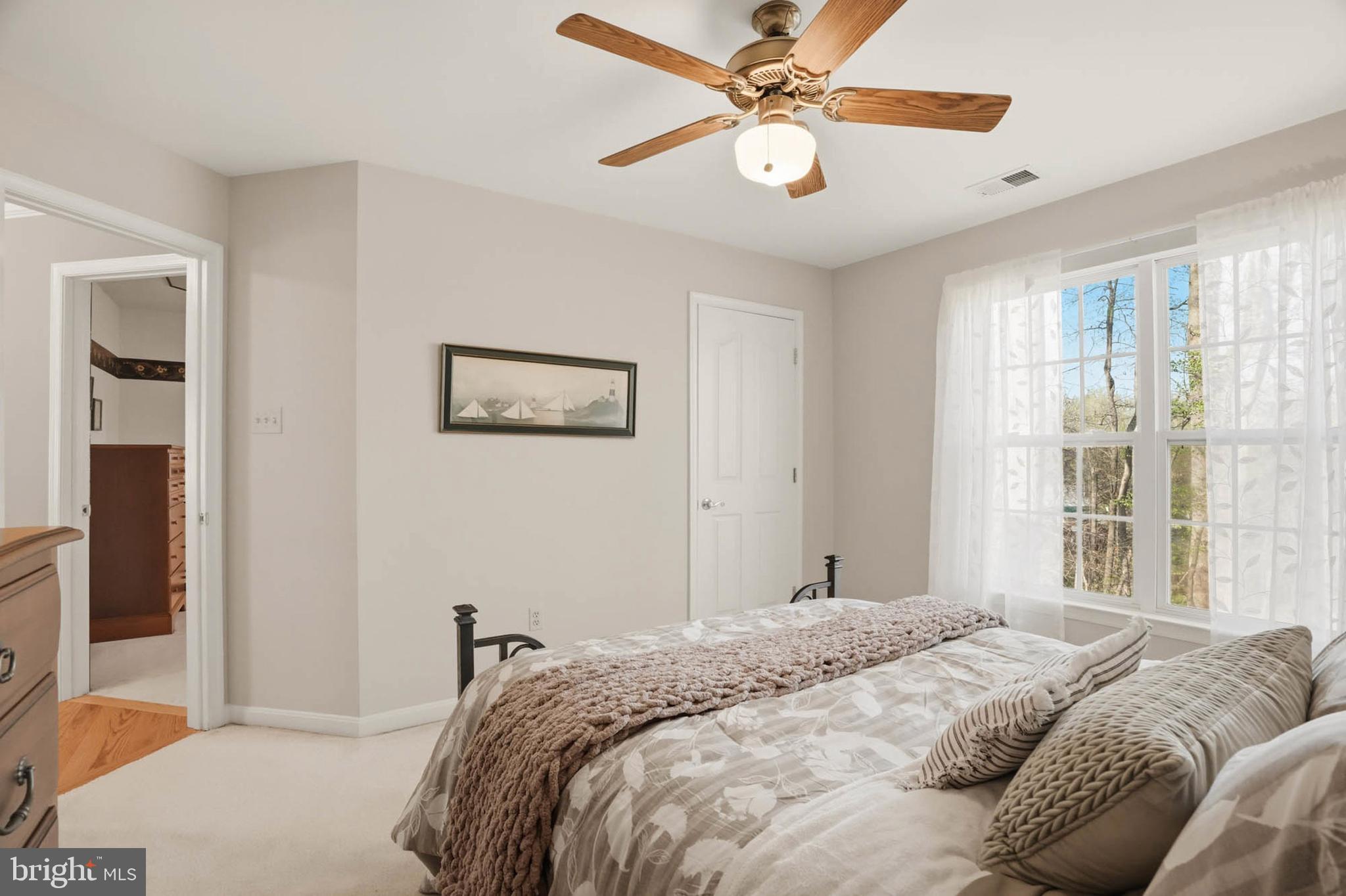 RUSSETT - Residential